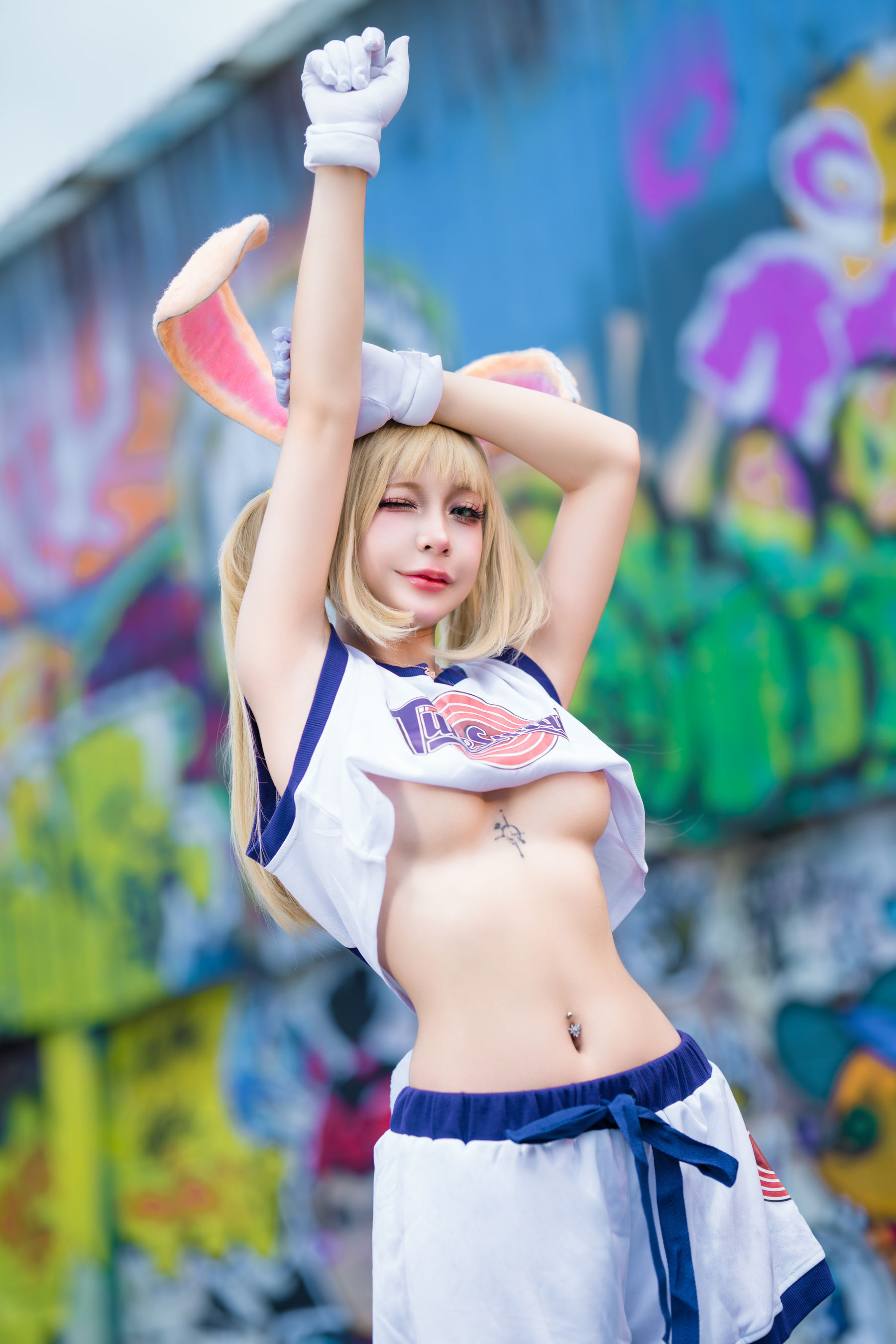 Umeko J - Lola Bunny/(53P)