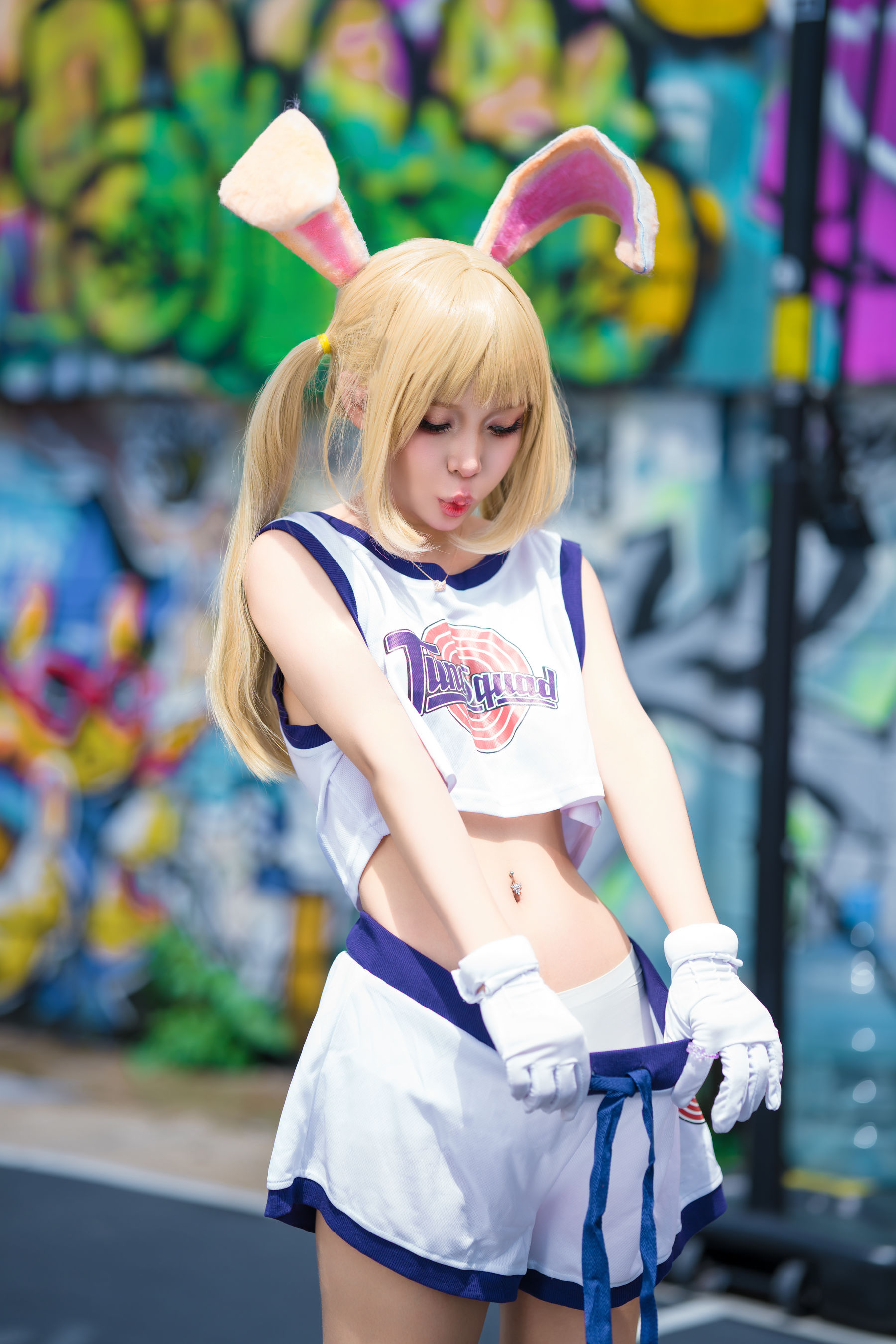 Umeko J - Lola Bunny/(53P)