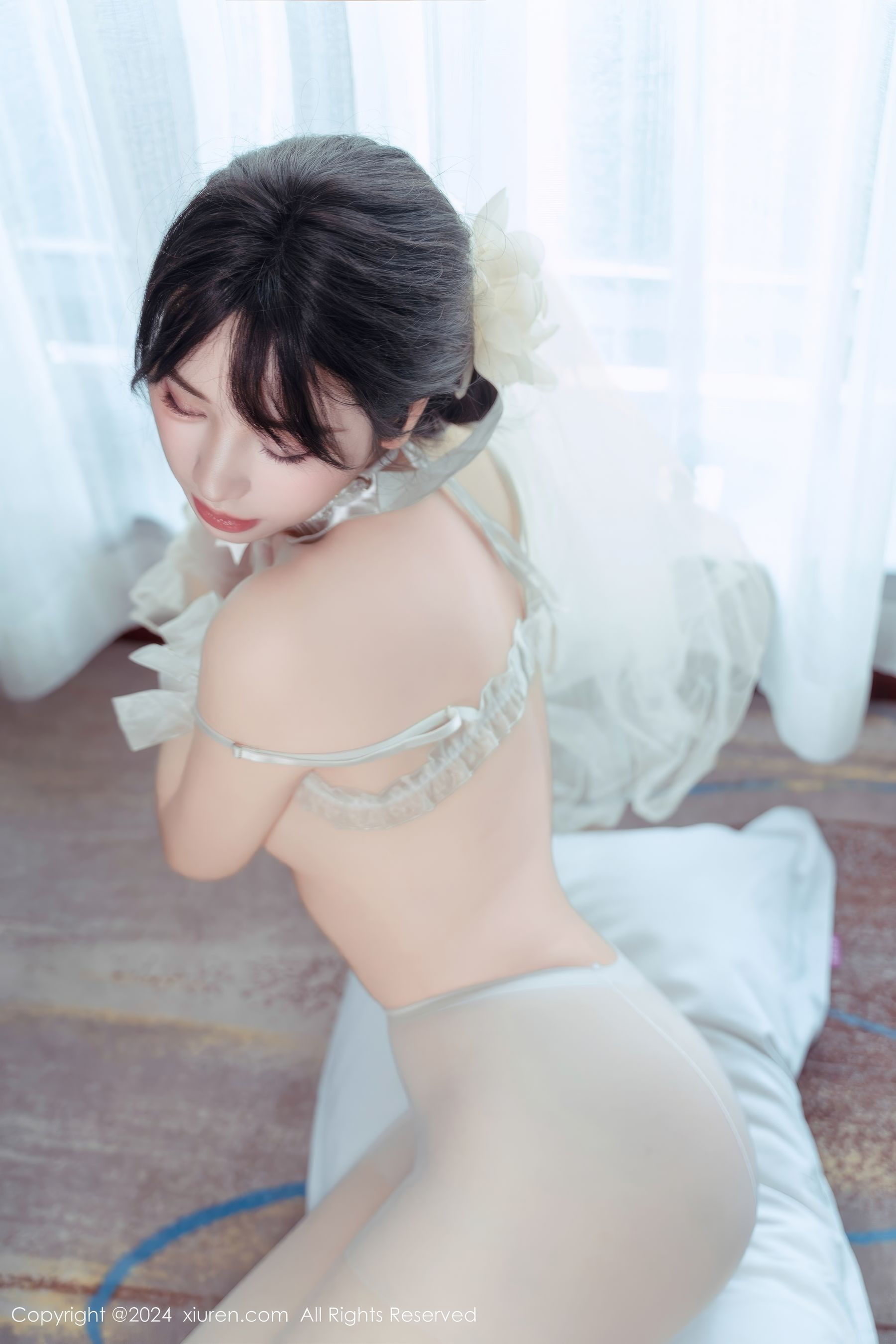 [秀人XiuRen] 2024.09.24 No.9197 汐汐爱吃草莓/(80P)