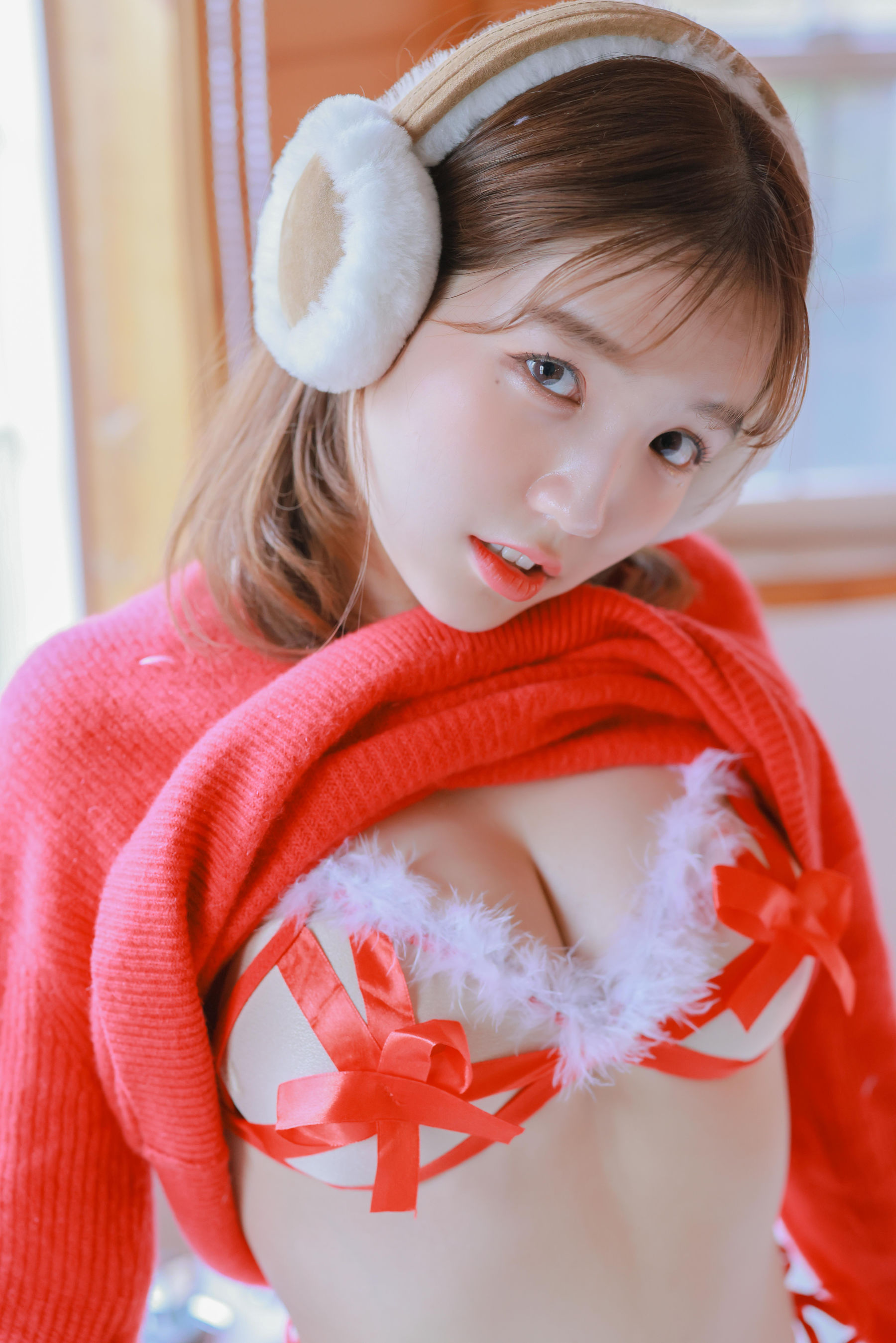 [SWEETBOX] YOONVELY - Vol.26 SANTA GIRL/(82P)