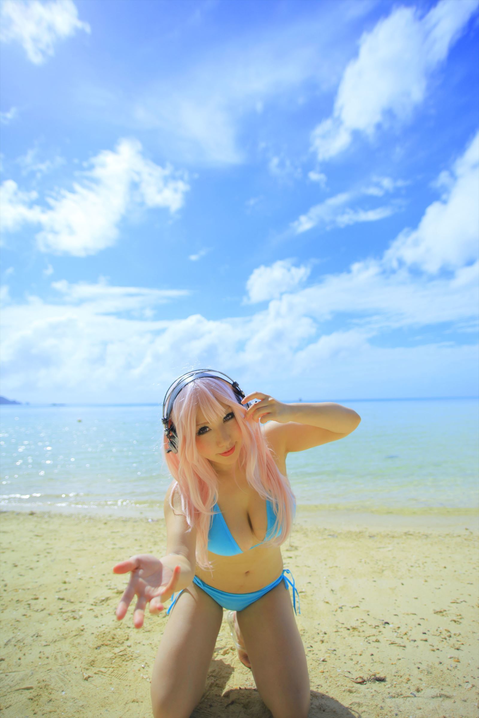 绫香サク (Saku サク Saku Ayaka) 《Sonicomi》Super Sonico [Shooting Star s]/(130P)