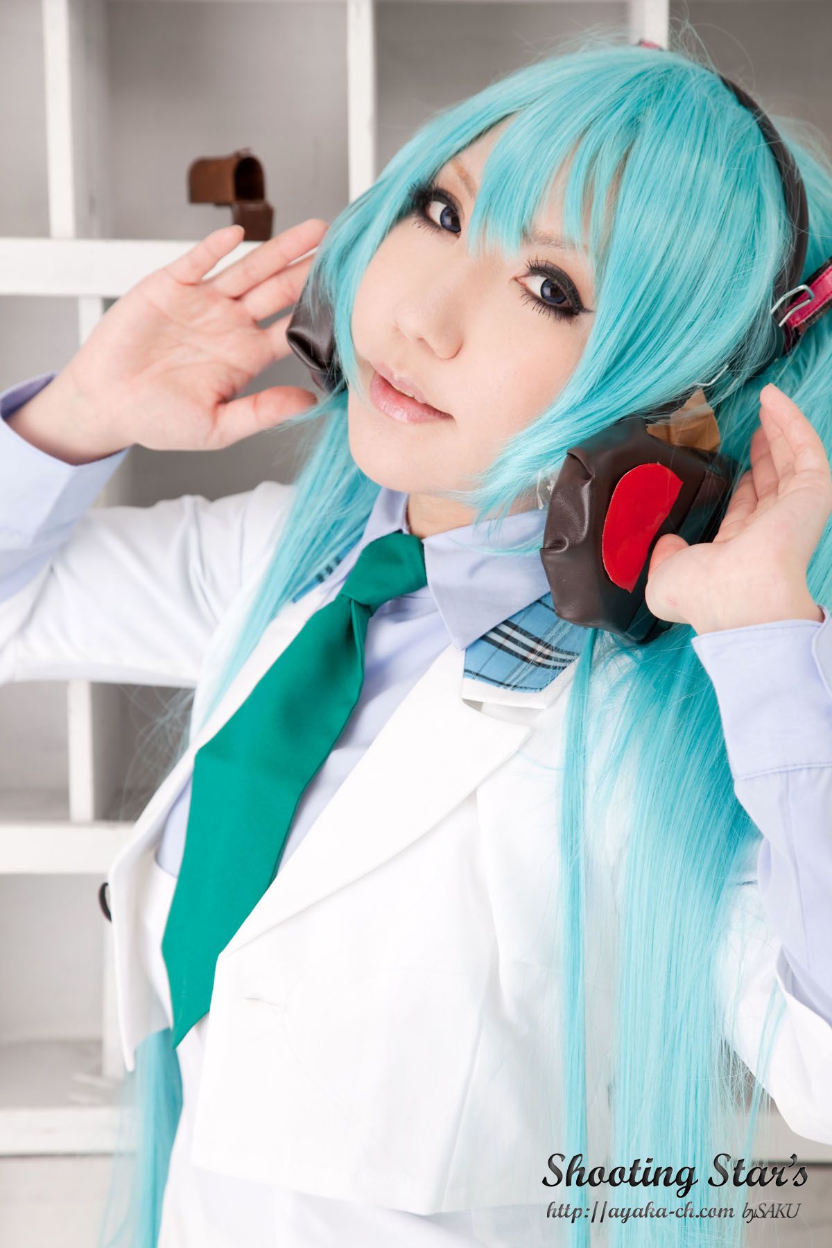 绫香サク (Saku サク Saku Ayaka) 《VOCALOID》 Hatsune Miku 3 [Shooting Star s]/(100P)