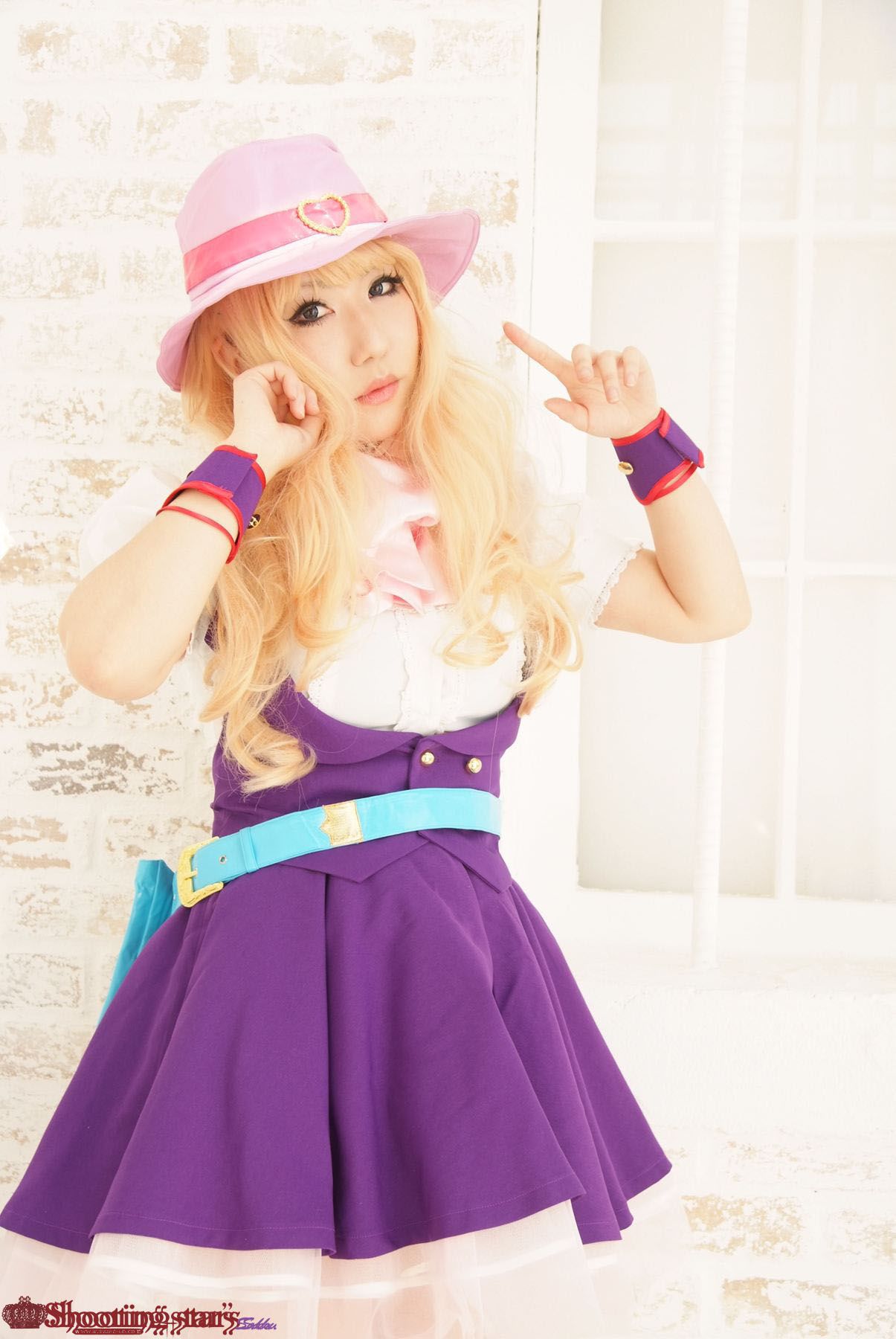 绫香サク《Macros》Sheryl Nome 2 [Shooting Star s]/(119P)