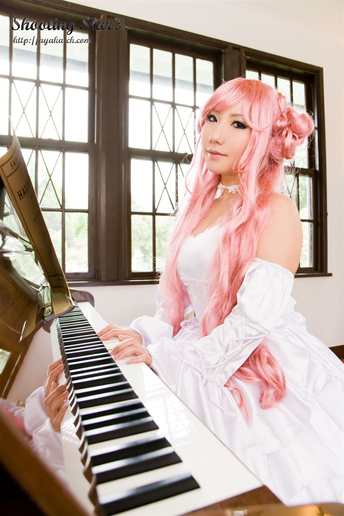 绫香サク 《Code Geass》C.C. Euphemia li Britannia [Shooting Star s]/(66P)