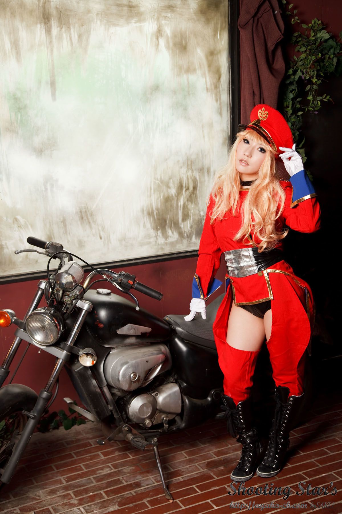 绫香サク 《Macros》Sheryl Nome [Shooting Star s]/(107P)