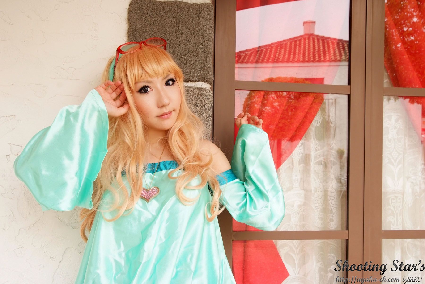 绫香サク 《Macros》Sheryl Nome [Shooting Star s]/(107P)