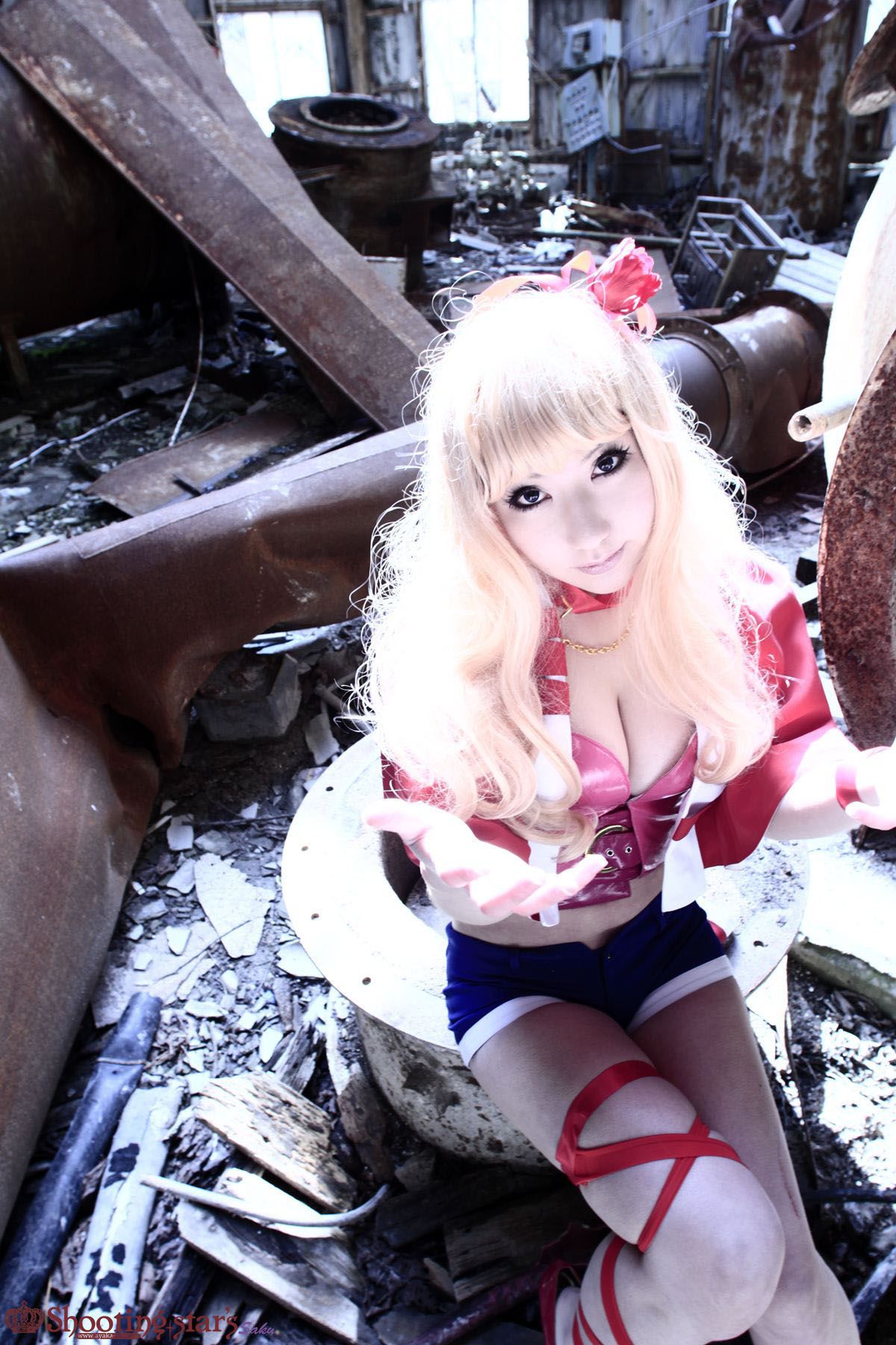 绫香サク《Macros》Sheryl Nome 2 [Shooting Star s]/(119P)