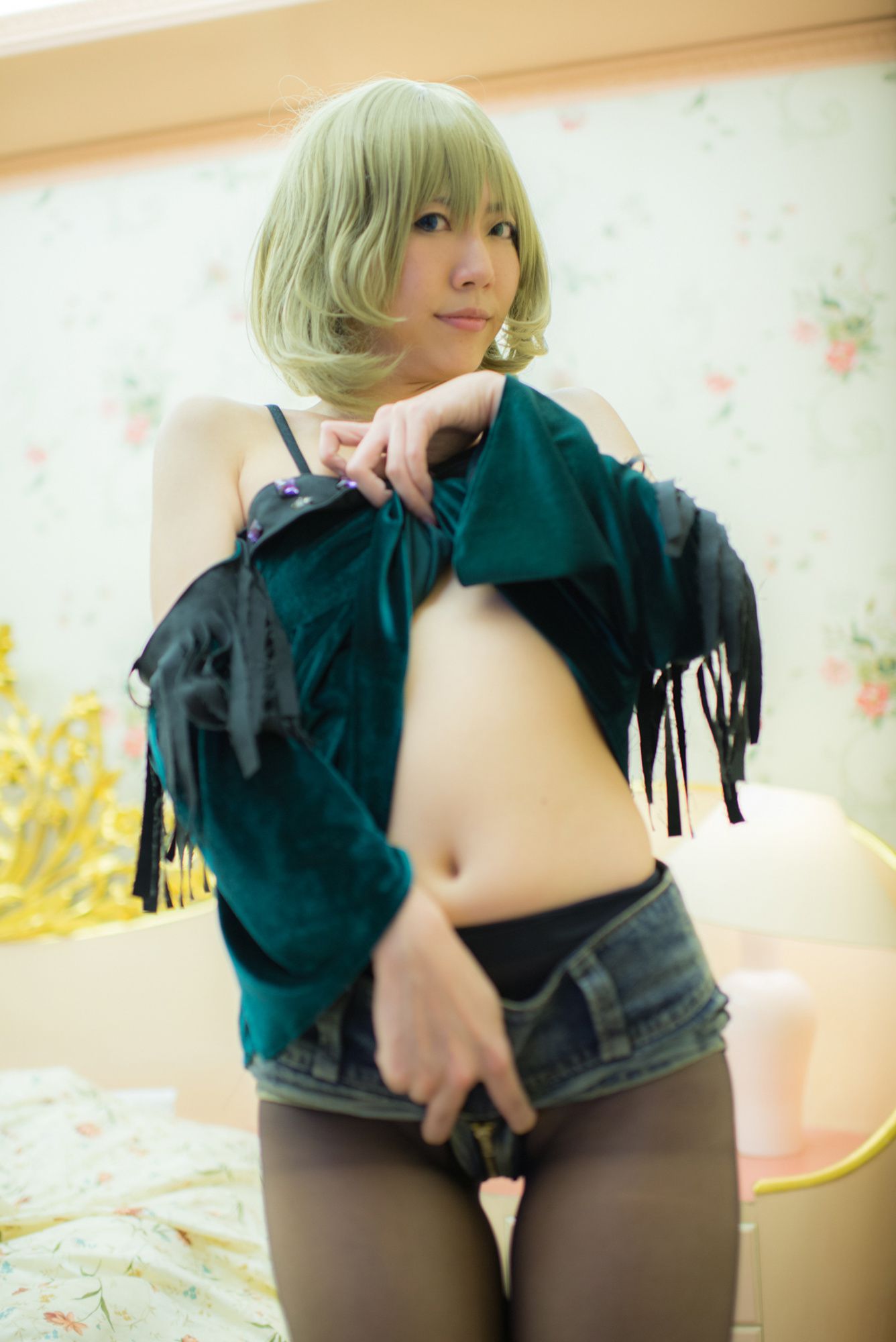 Ayane(あやね) 《Idolmaster》Takagaki Kaede(高垣楓) [Wolf Fang!!]/(100P)