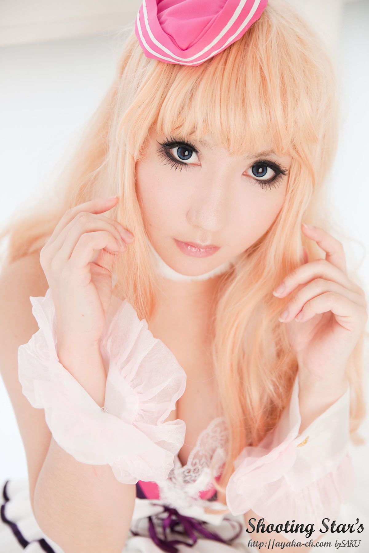 绫香サク 《Macros》Sheryl Nome [Shooting Star s]/(107P)