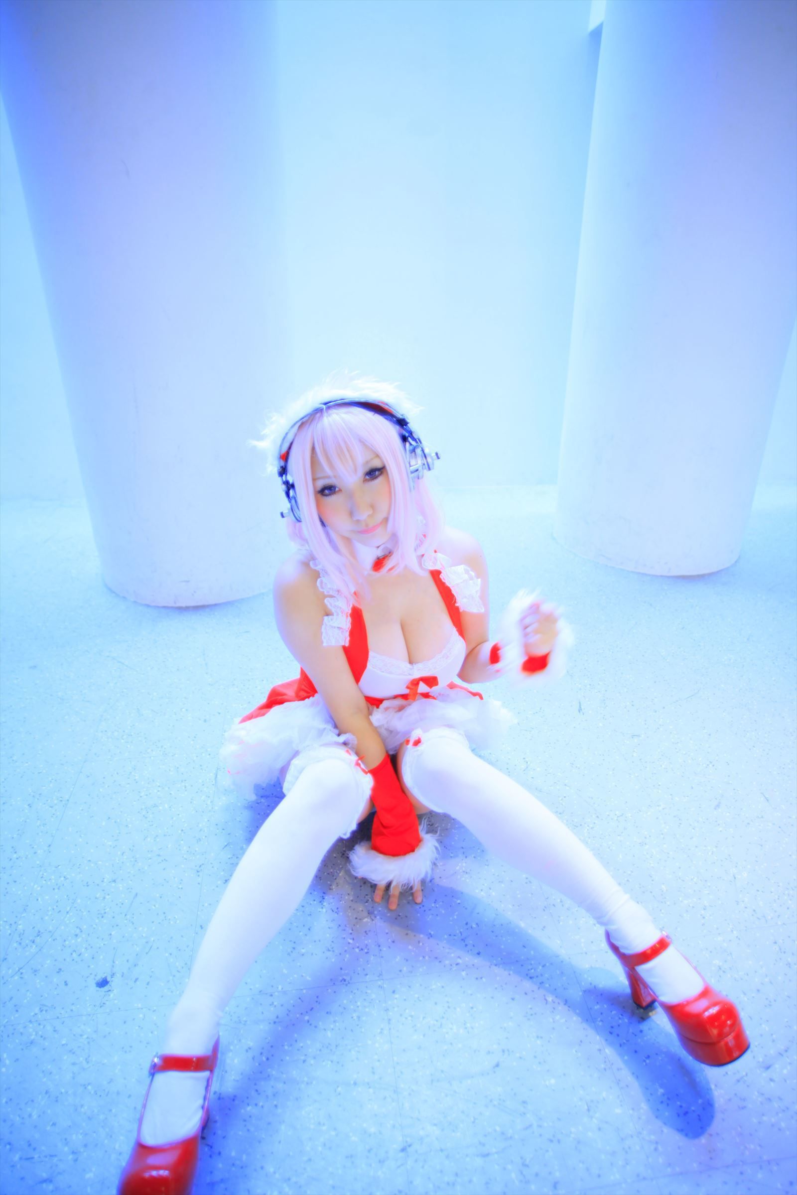 绫香サク (Saku サク Saku Ayaka) 《Sonicomi》Super Sonico [Shooting Star s]/(130P)