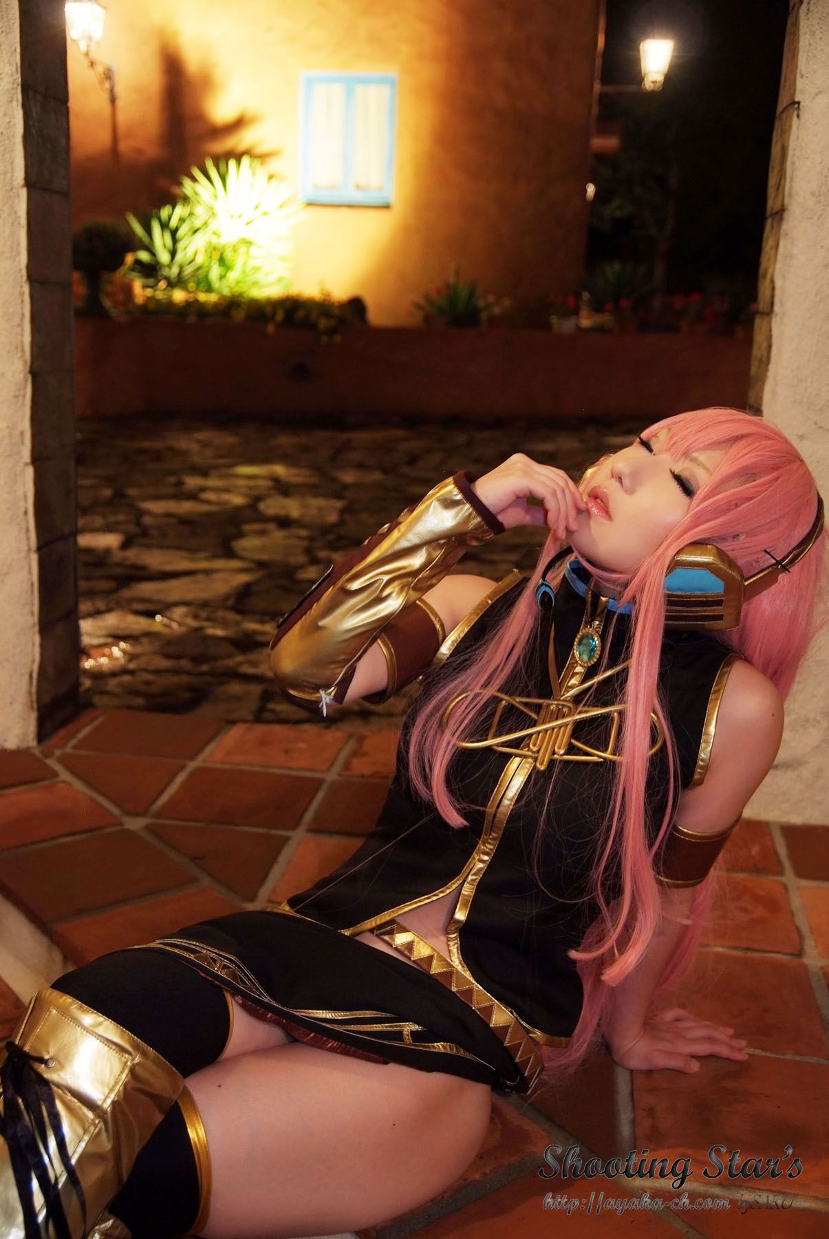 绫香サク 《VOCALOID》 Megurine Luka [Shooting Star s]/(133P)