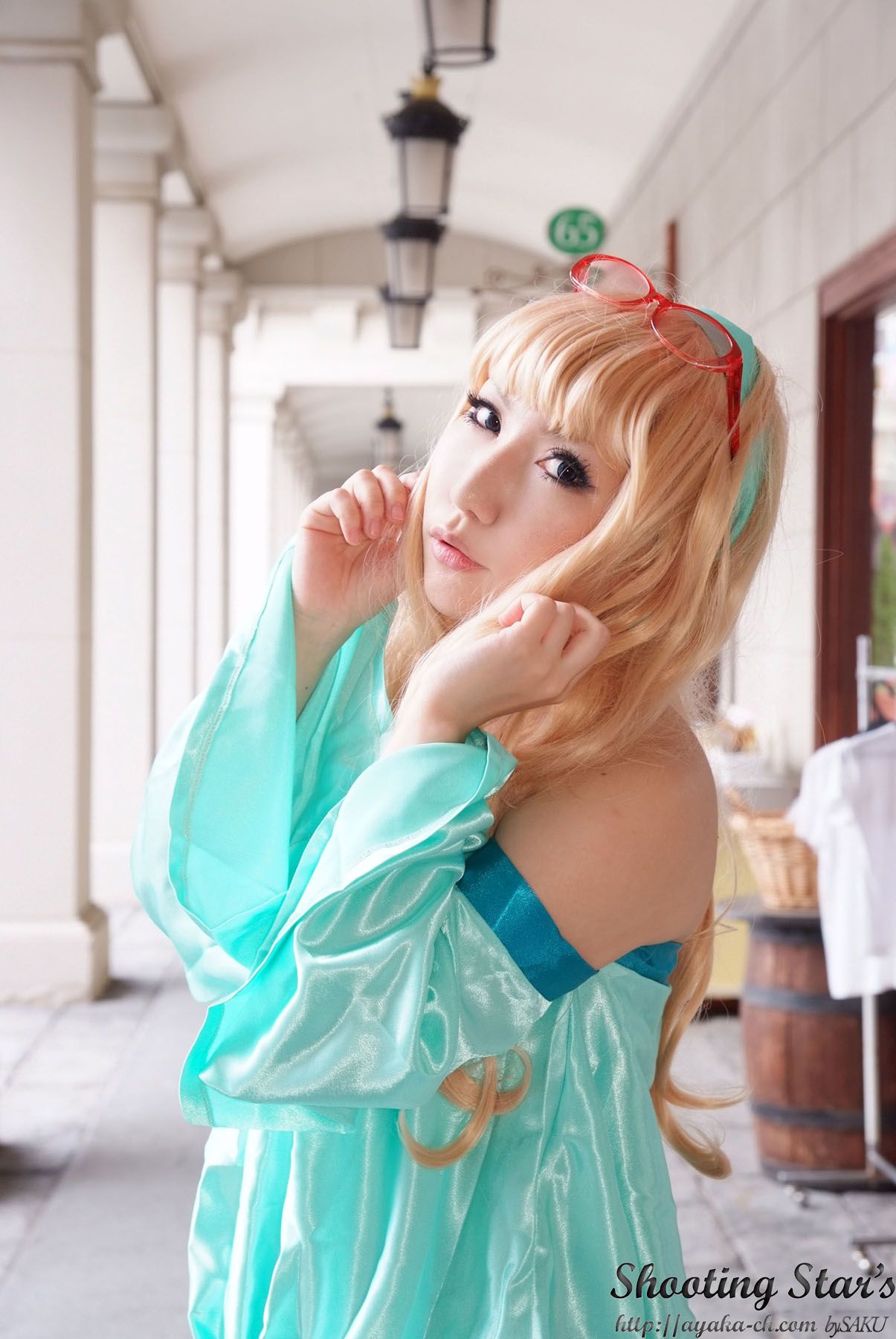 绫香サク 《Macros》Sheryl Nome [Shooting Star s]/(107P)