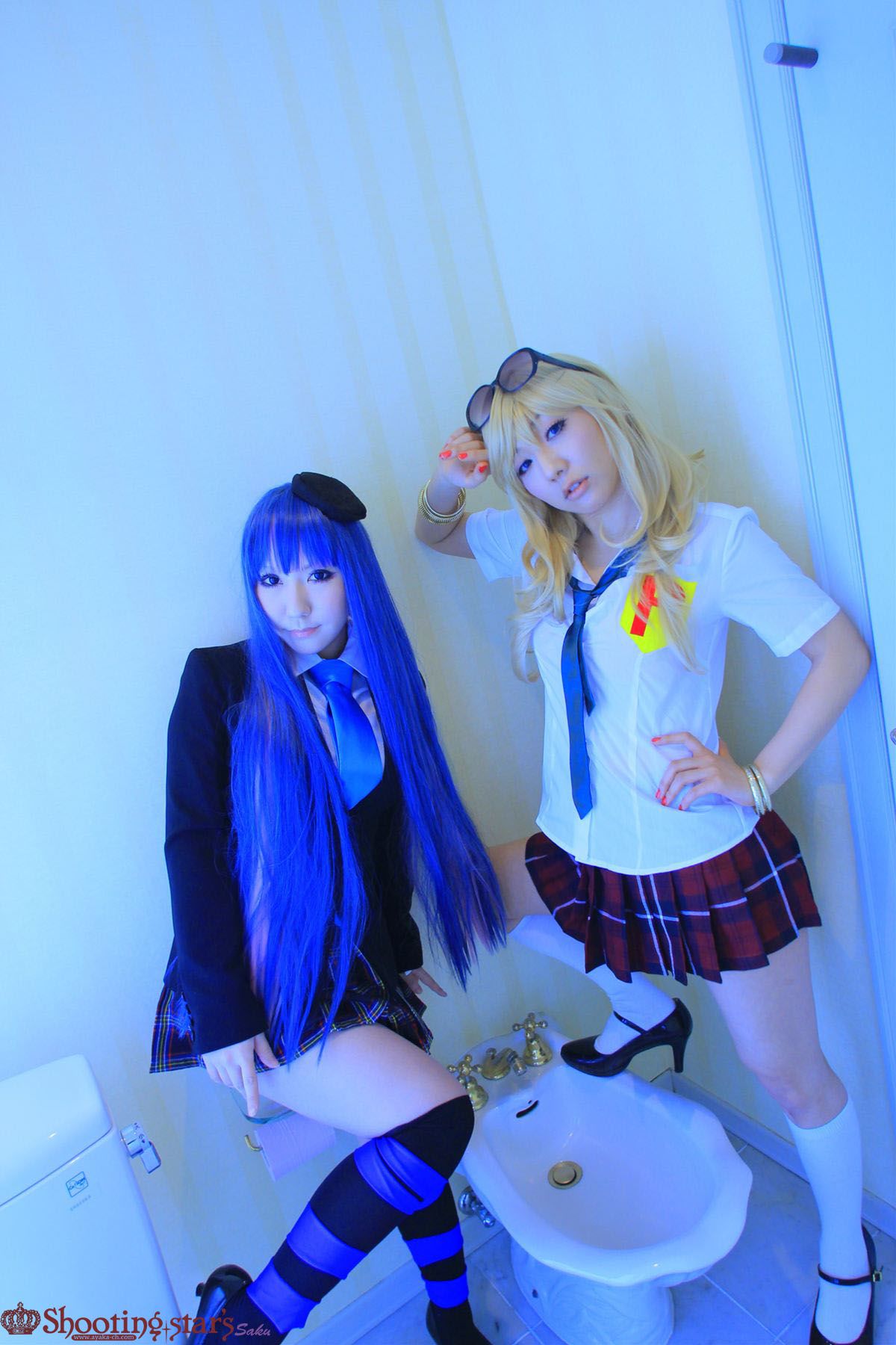 绫香サク (Saku サク Saku Ayaka) &Hanamura Saki(花邑沙希)《Panty & Stocking with Garterbelt》 [Shooting Star s]/(99P)