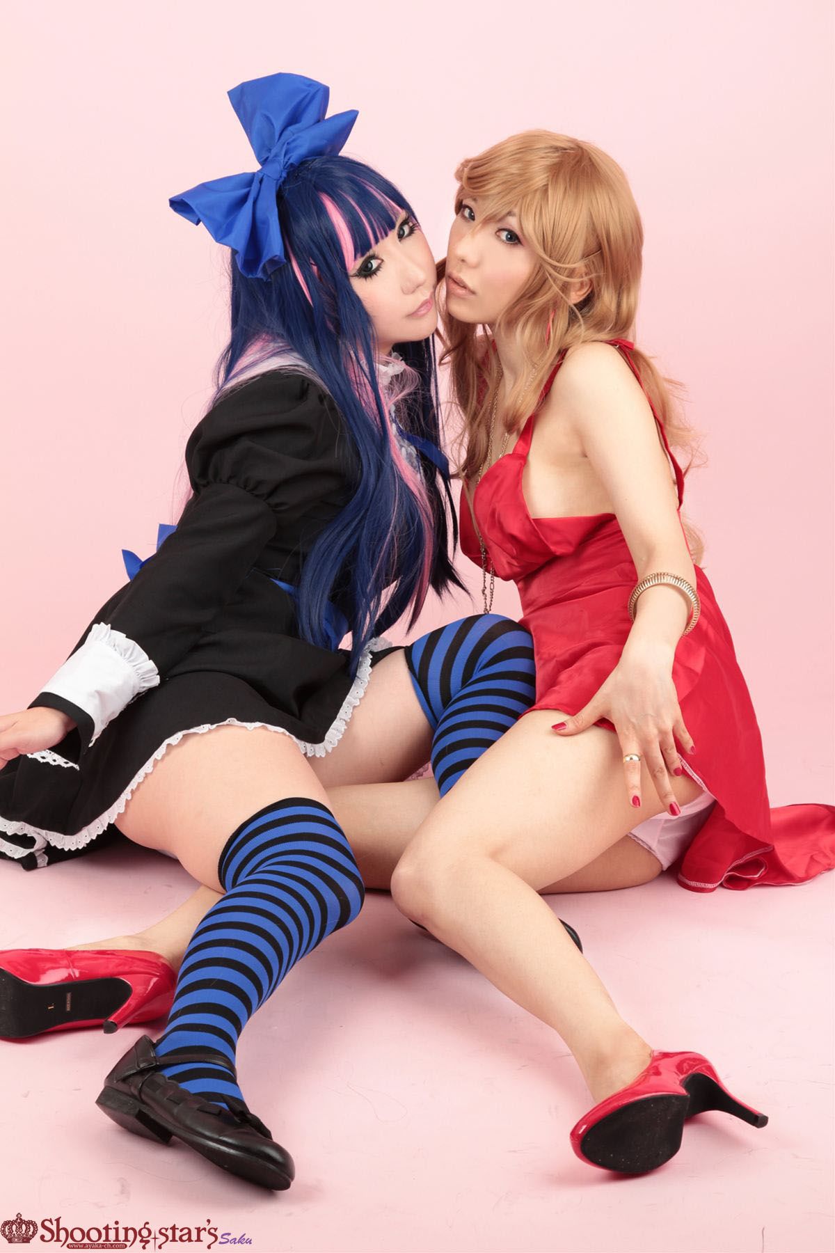 绫香サク (Saku サク Saku Ayaka) &Hanamura Saki(花邑沙希)《Panty & Stocking with Garterbelt》 [Shooting Star s]/(99P)