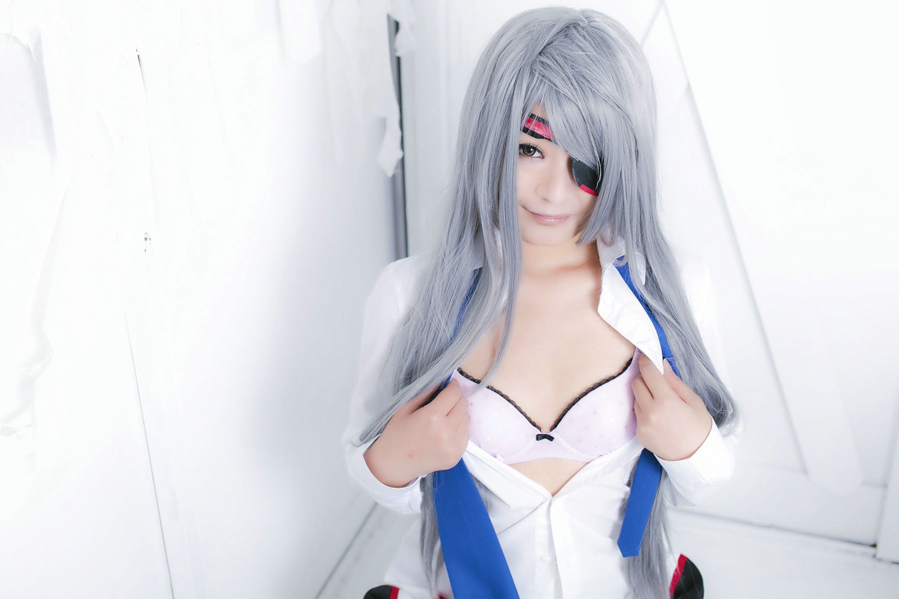 円ちゃみ (Madoka Chami) 《Infinite Stratos》Laura Bodewig [sophillia]/(100P)