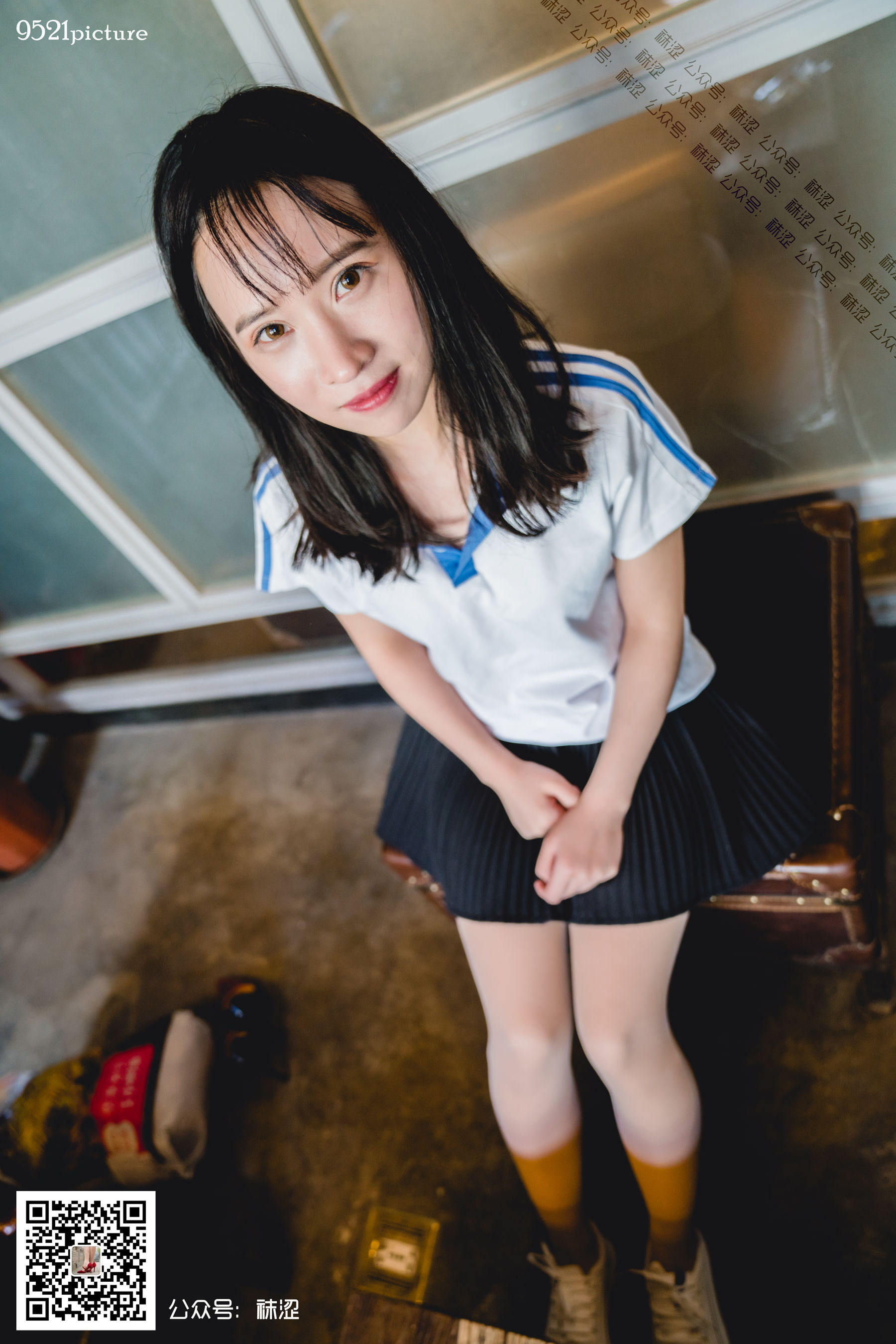 [袜涩] VOL.030 Amanda 学生制服/(52P)