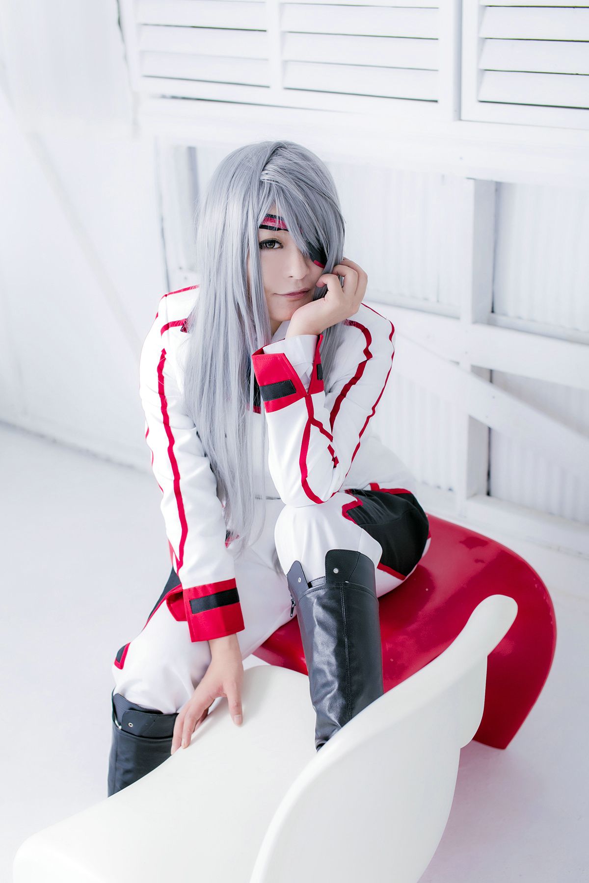 円ちゃみ (Madoka Chami) 《Infinite Stratos》Laura Bodewig [sophillia]/(100P)