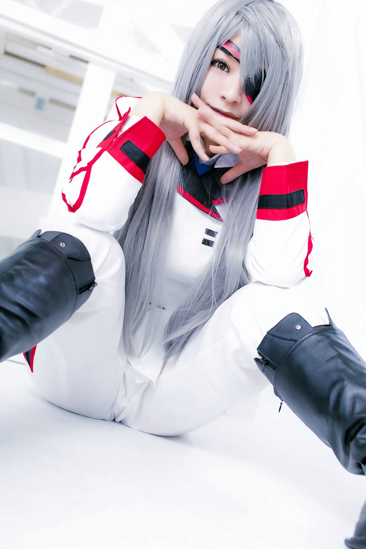 円ちゃみ (Madoka Chami) 《Infinite Stratos》Laura Bodewig [sophillia]/(100P)