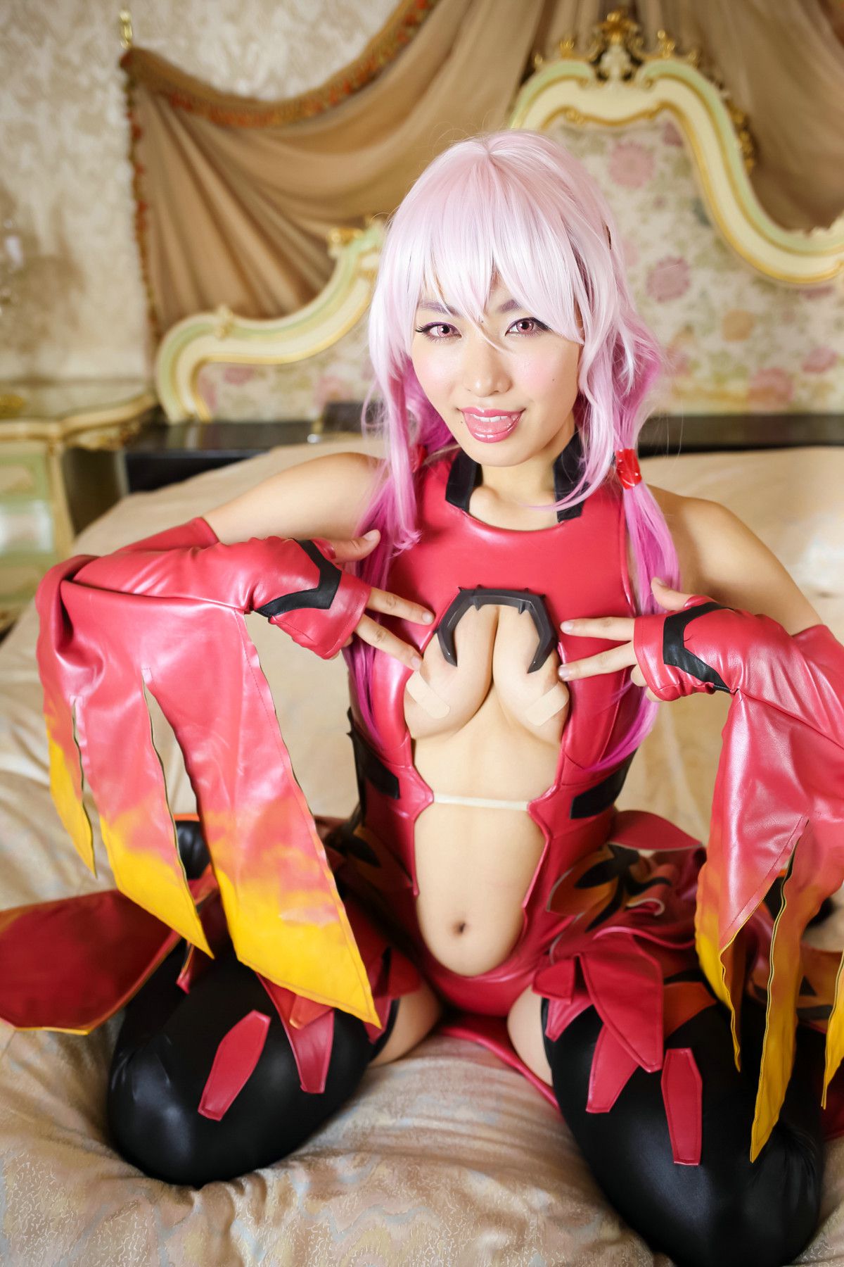 由愛可奈 《Guilty Crown》楪いのり [SEVEN D SISTERS]/(69P)