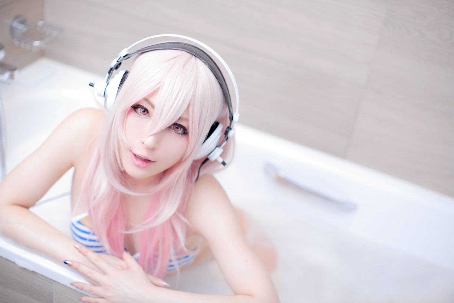 Usagi 《Sonicomi 》Super Sonico [Rabbit hutch]/(99P)