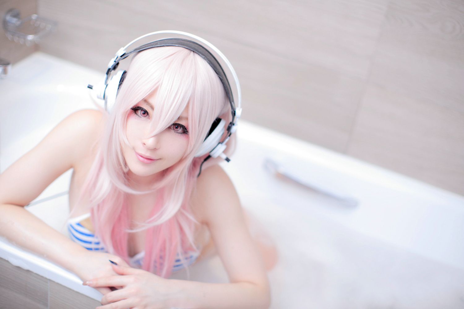 Usagi 《Sonicomi 》Super Sonico [Rabbit hutch]/(99P)