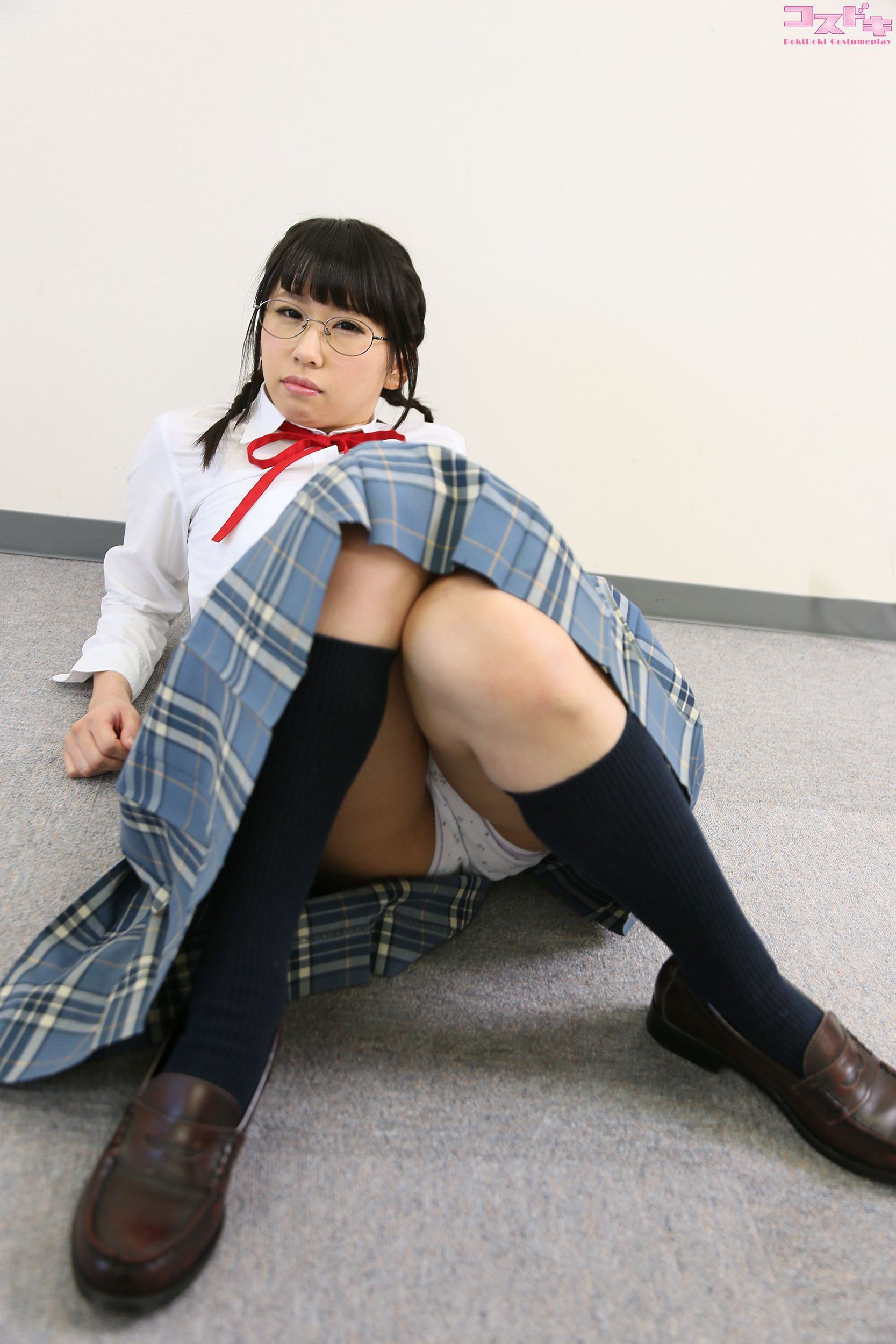 [Cosdoki] Hinano Asari 麻里ひなの asarihinano_pic_seifuku1/(58P)