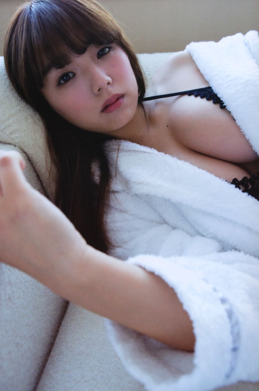 篠崎愛 『Love Scenes』 写真集/(177P)