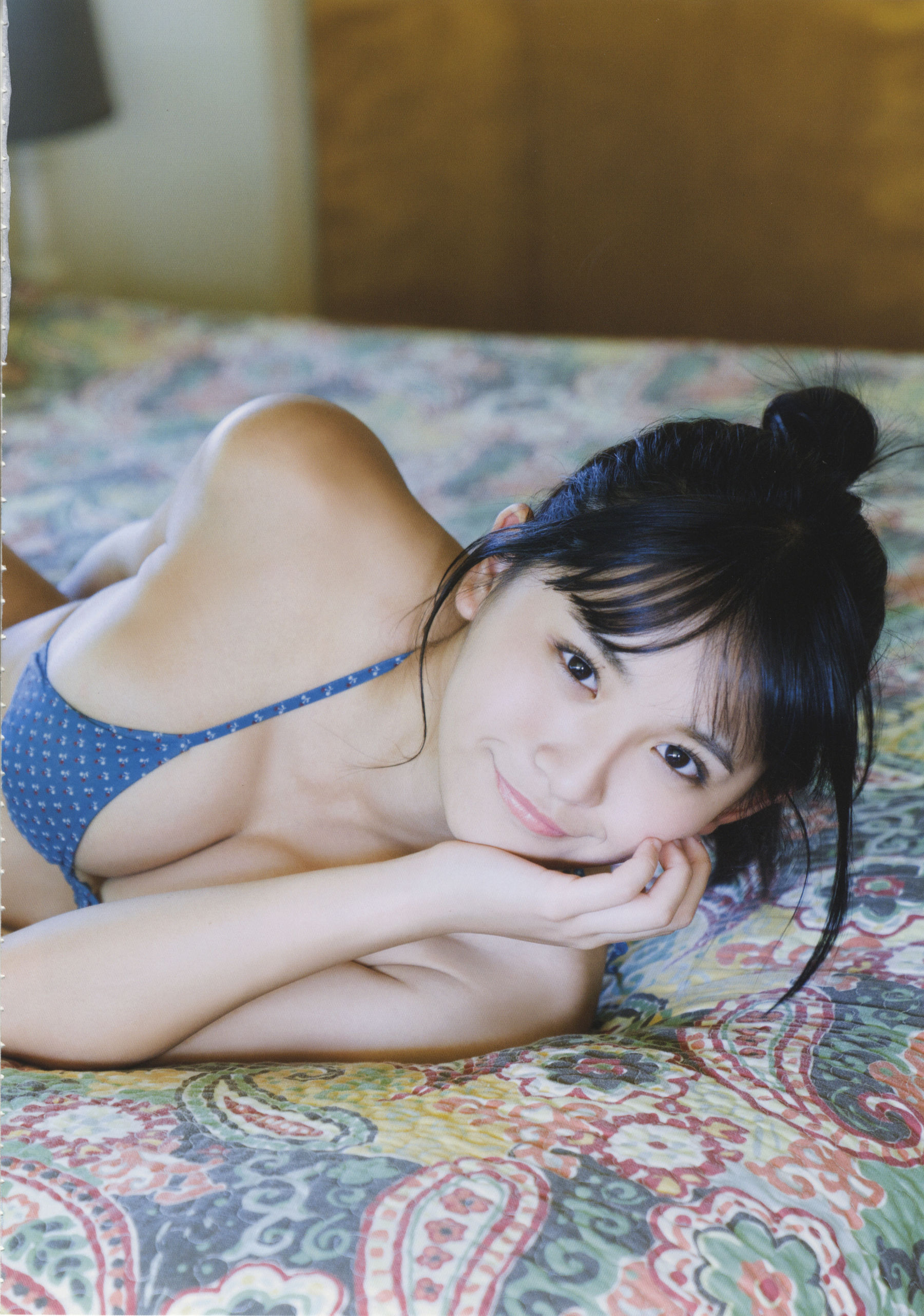 浅川梨奈 ファースト写真集 なないろ [HQ]/(119P)