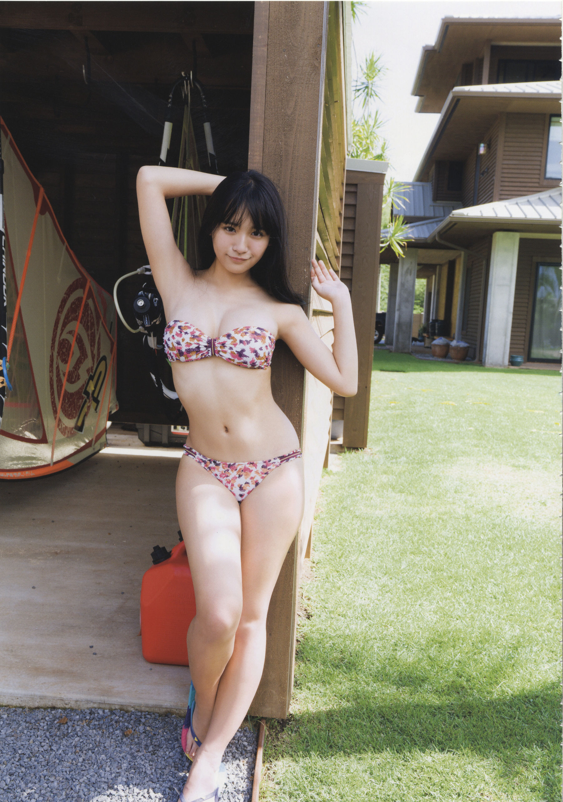 浅川梨奈 ファースト写真集 なないろ [HQ]/(119P)