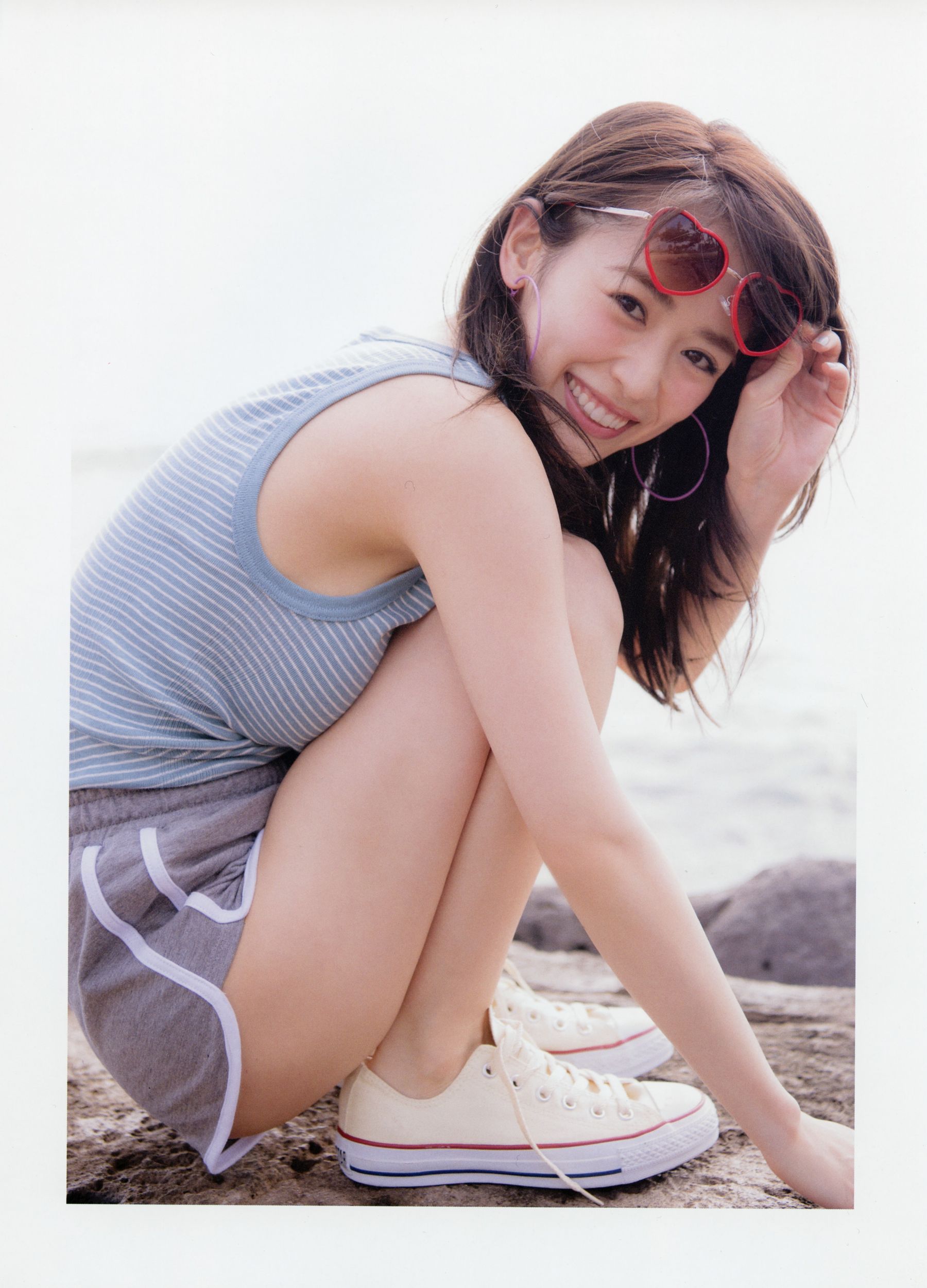 Rika Izumi 泉里香 1st Photobook「Rika!」/(126P)