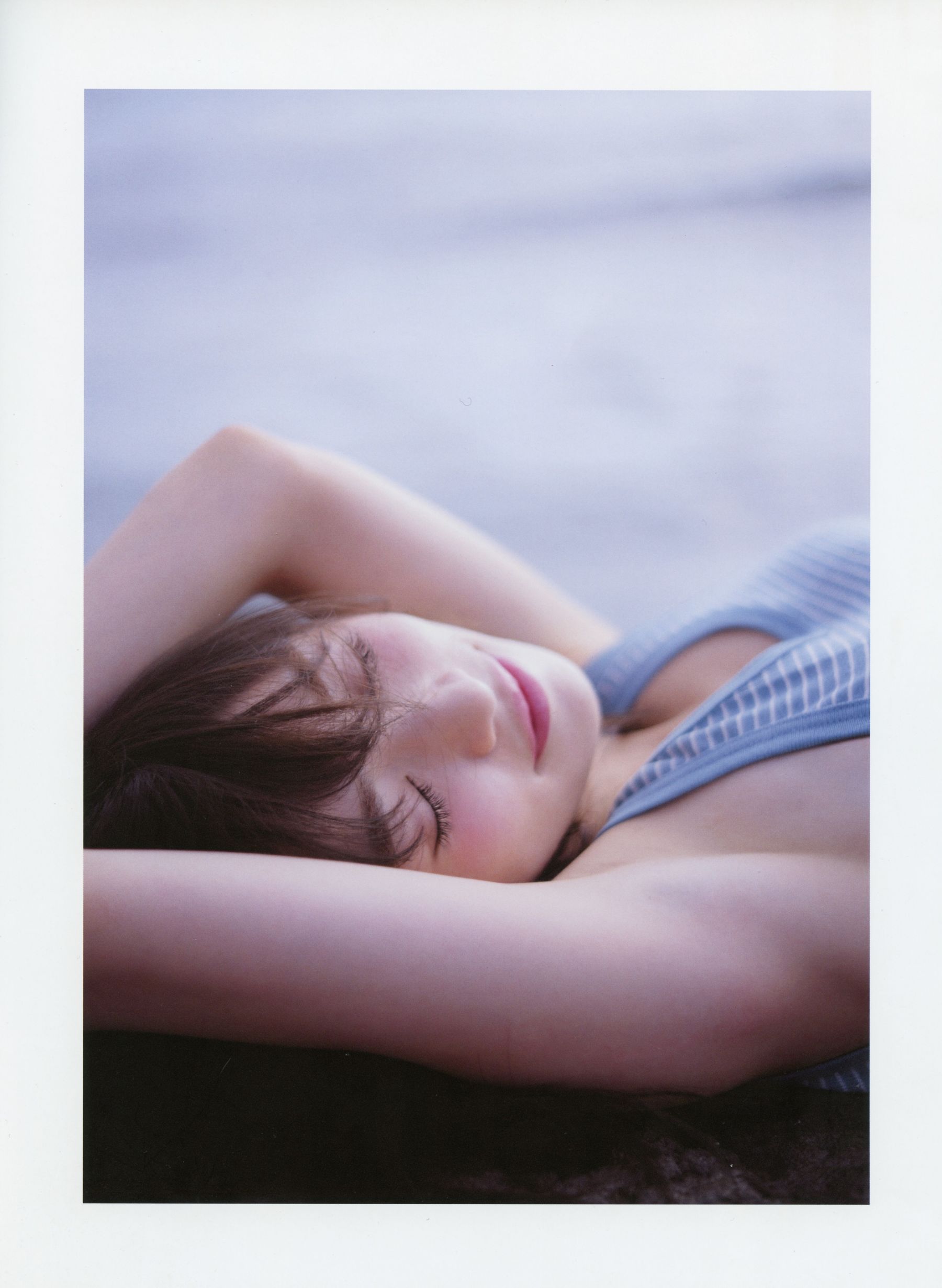 Rika Izumi 泉里香 1st Photobook「Rika!」/(126P)