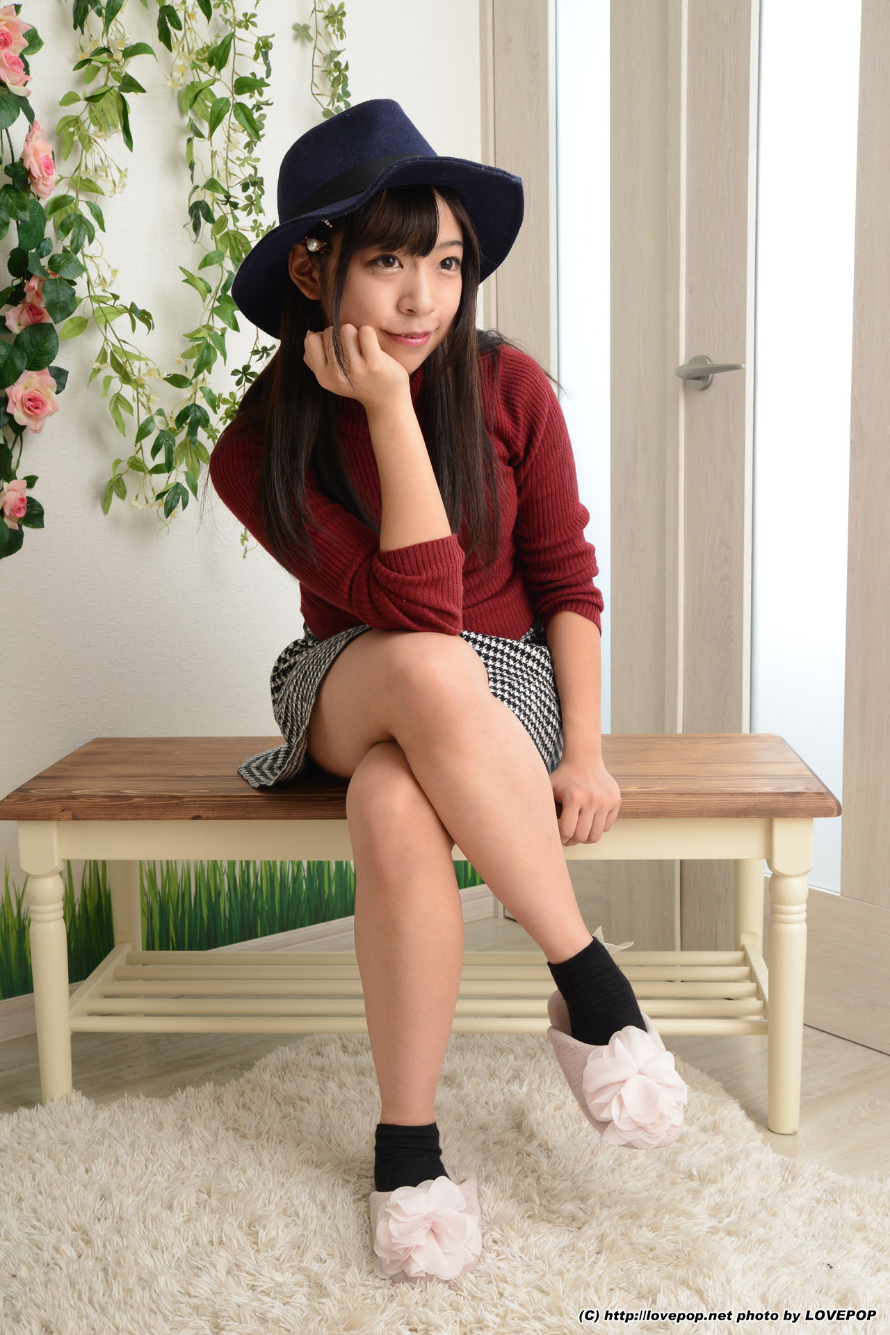 [LOVEPOP] Karen Sakisaka 咲坂花恋 Photoset 06/(65P)