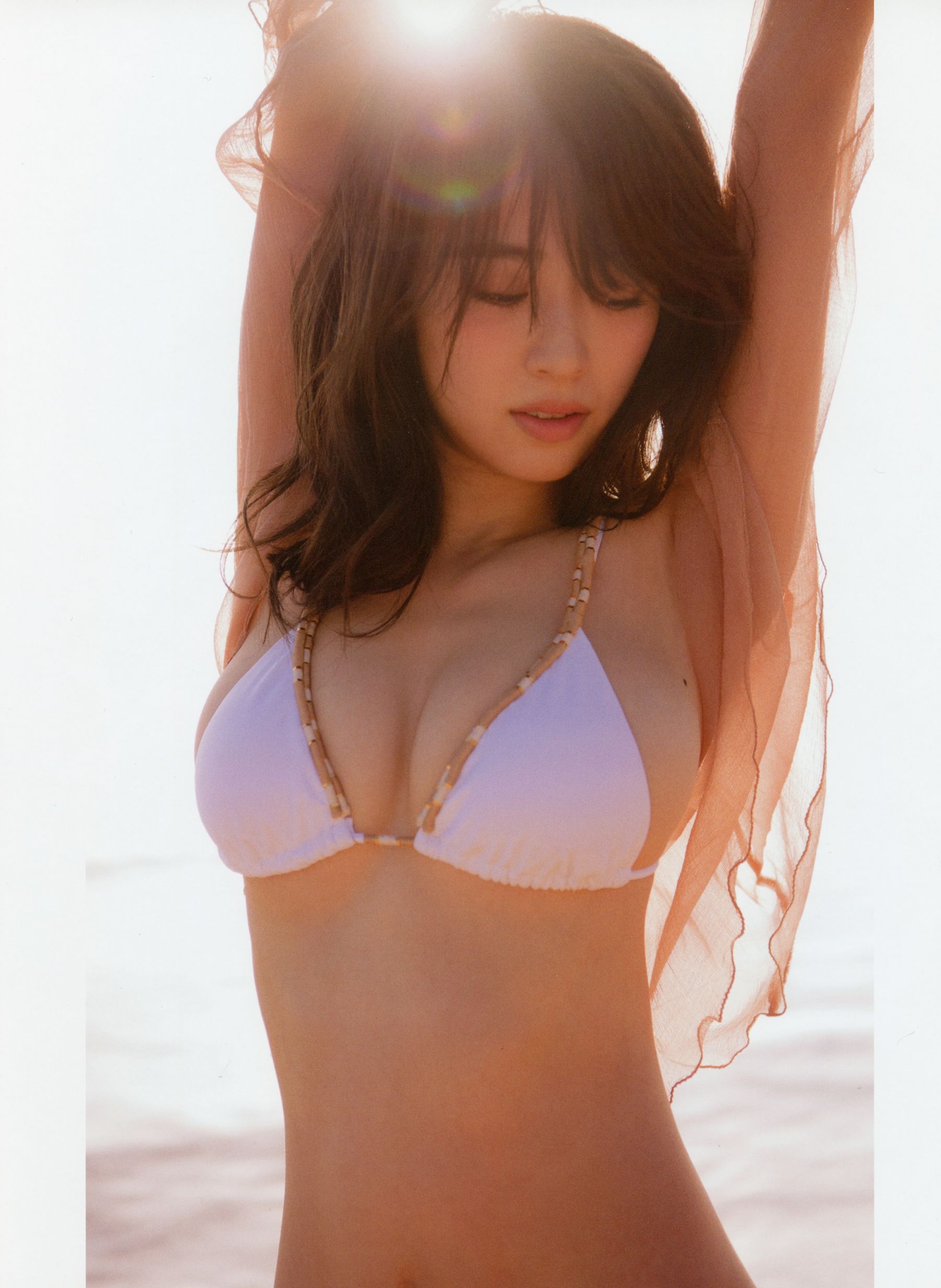 Rika Izumi 泉里香 1st Photobook「Rika!」/(126P)