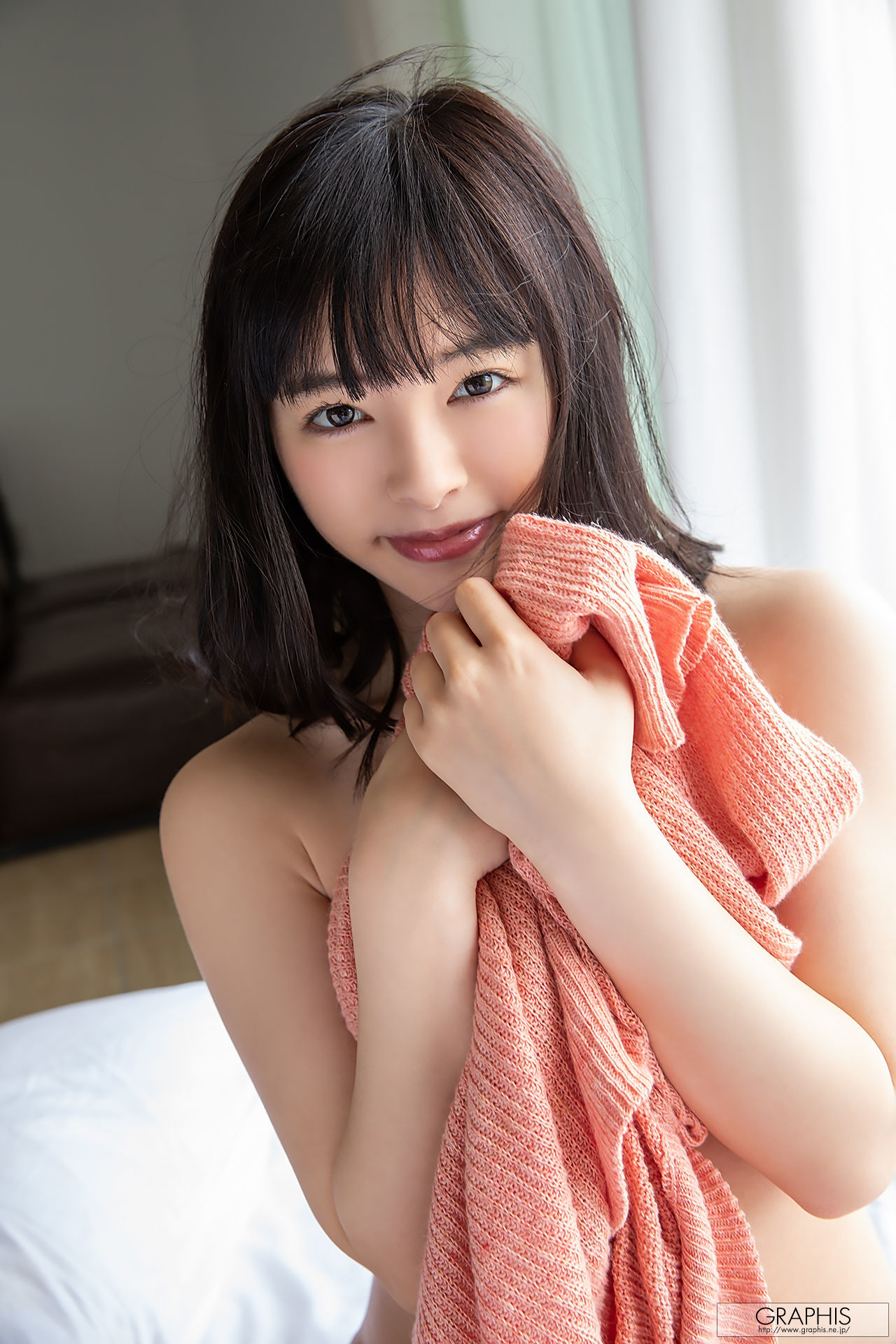 [Graphis] Gals NO.434 Yuna Ogura 小倉由菜 Yunacent Cute/(75P)