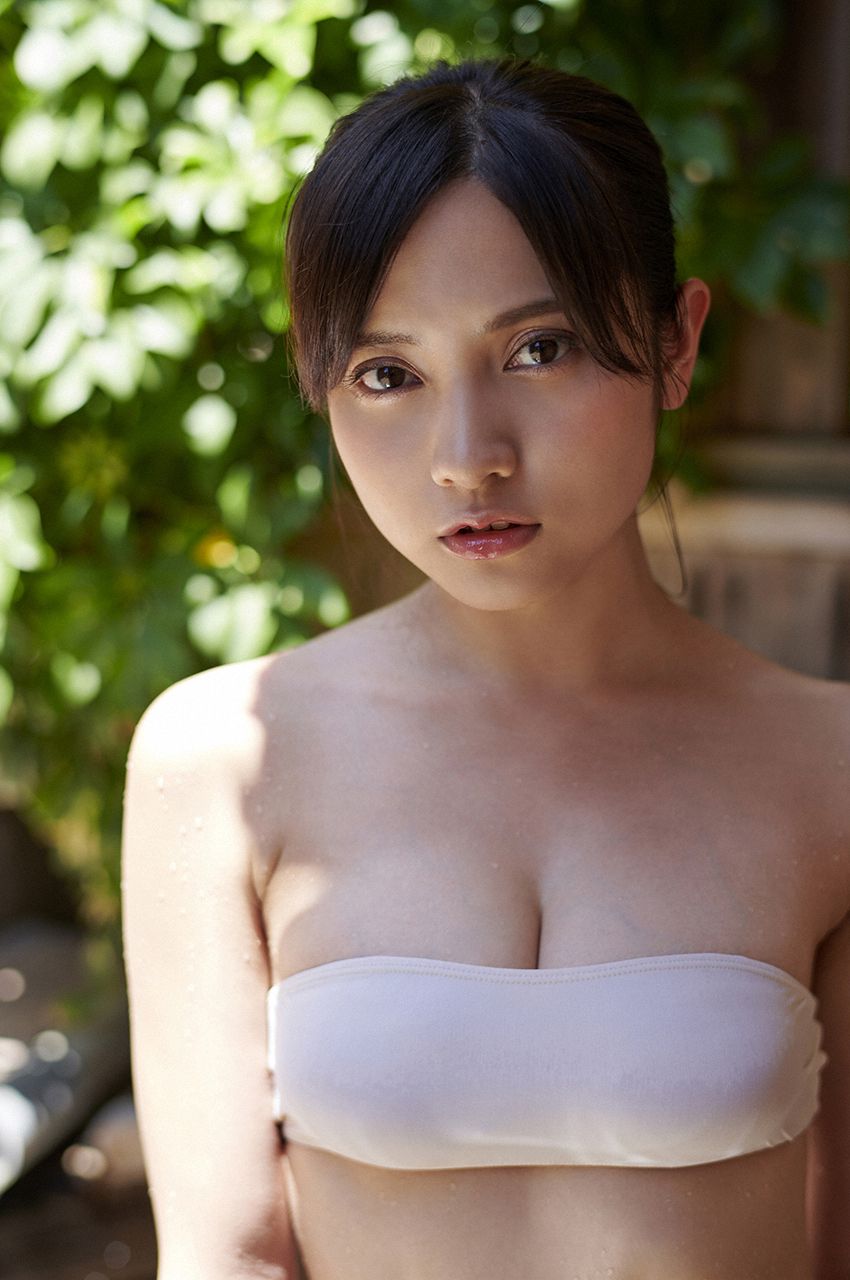 [WPB-net] No.221 桃月なしこ 「マジナツ～Magic of Summer～」スペシャル写真集/(145P)