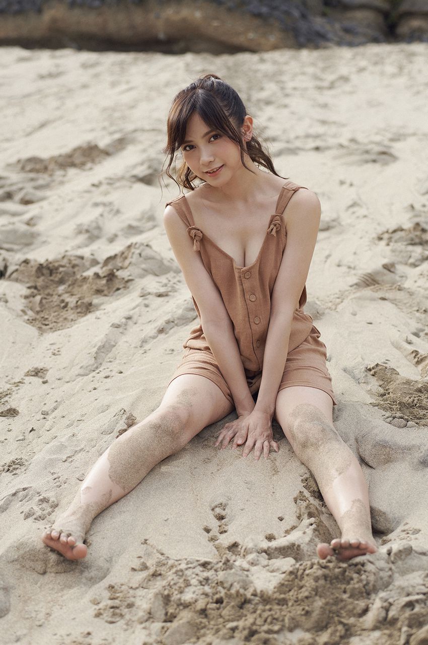 [WPB-net] No.221 桃月なしこ 「マジナツ～Magic of Summer～」スペシャル写真集/(145P)