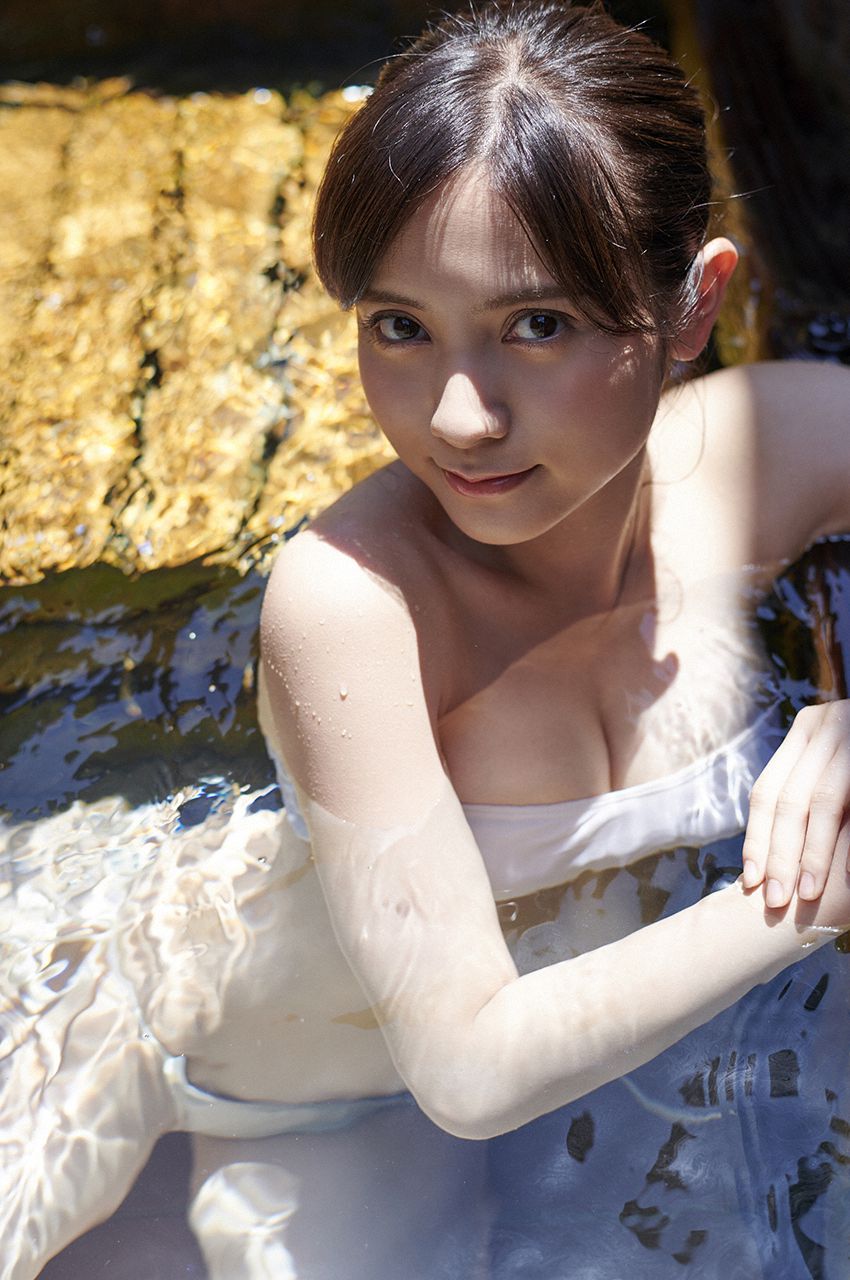 [WPB-net] No.221 桃月なしこ 「マジナツ～Magic of Summer～」スペシャル写真集/(145P)