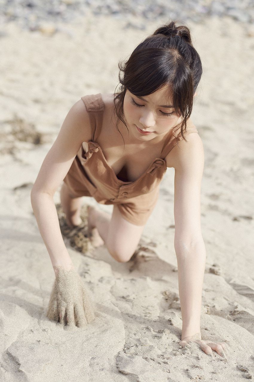 [WPB-net] No.221 桃月なしこ 「マジナツ～Magic of Summer～」スペシャル写真集/(145P)