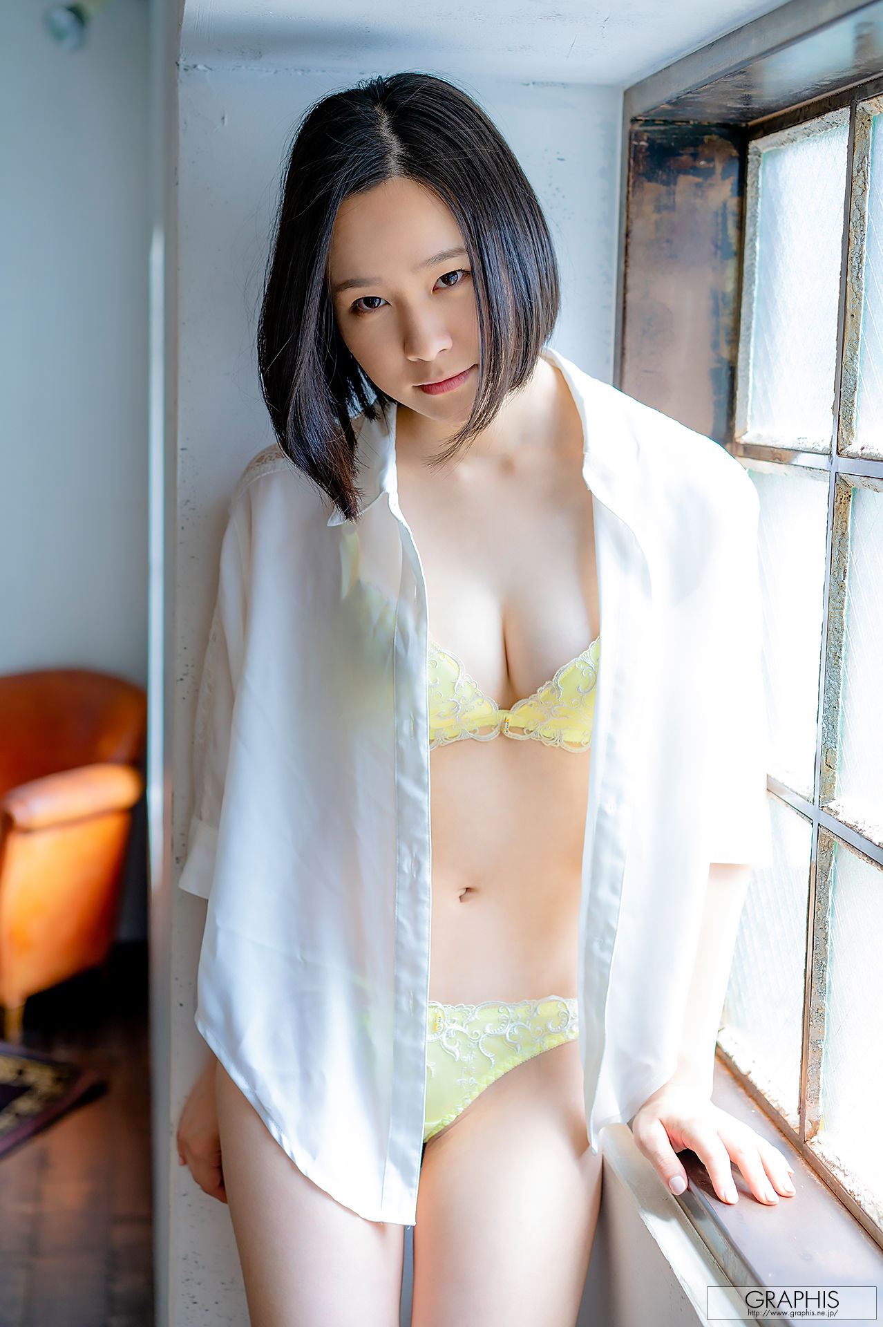 [Graphis] First Gravure 初脱ぎ娘 No.161 Fumika Hatsuno 初乃ふみか/(52P)