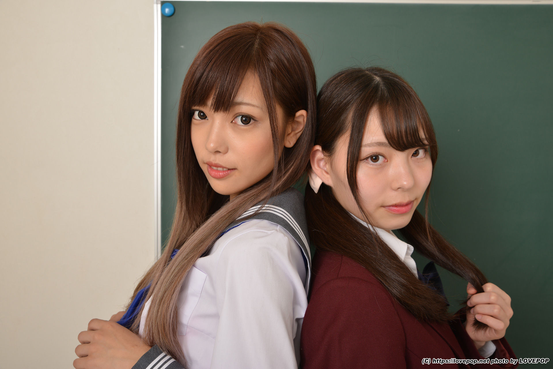 [LOVEPOP] Chiaki Narumi 鳴海千秋 & Aya Hirose 広瀬あや Photoset 01/(77P)