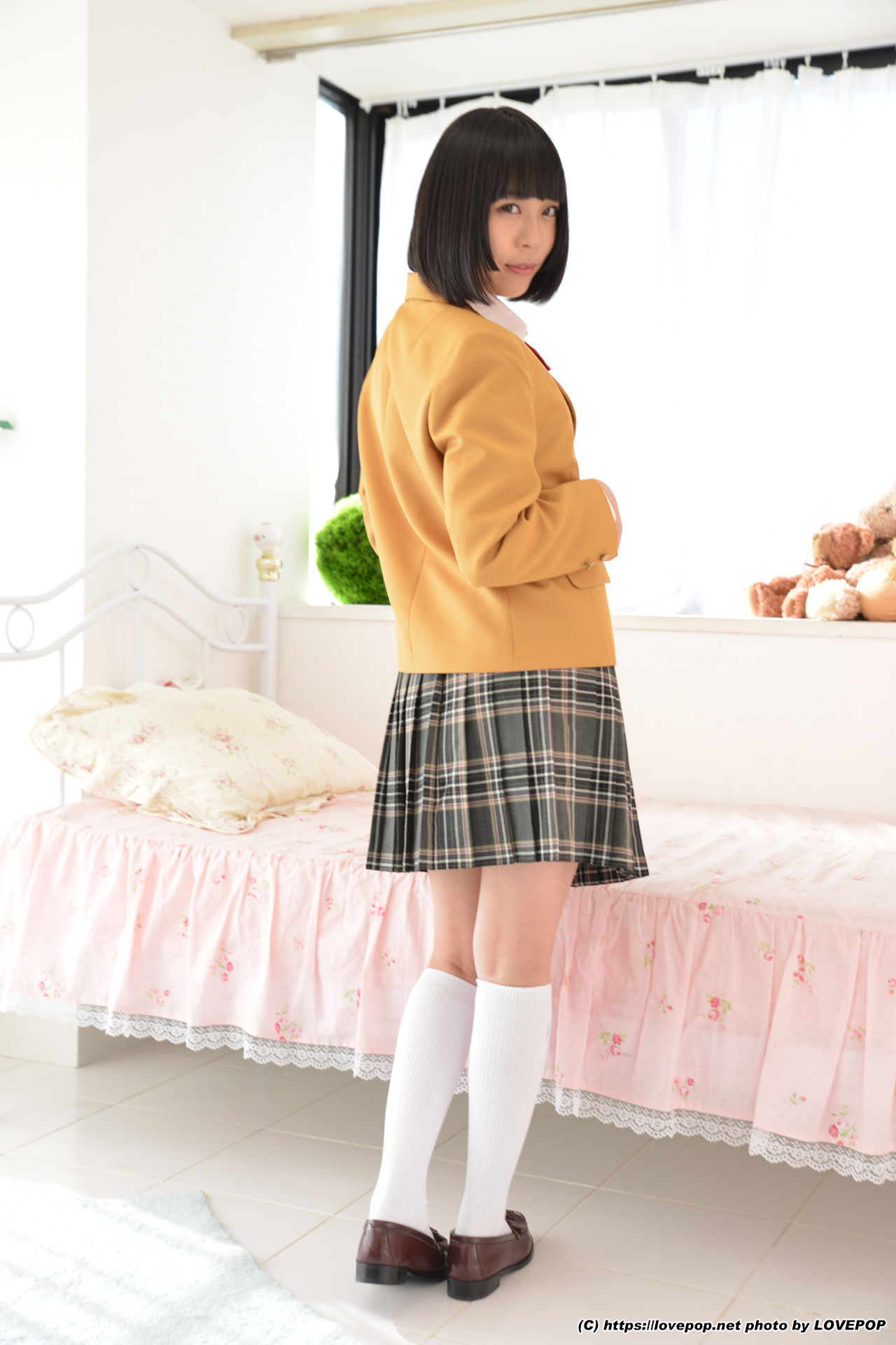 [LOVEPOP] Yua Nanami 七海ゆあ Photoset 02/(69P)