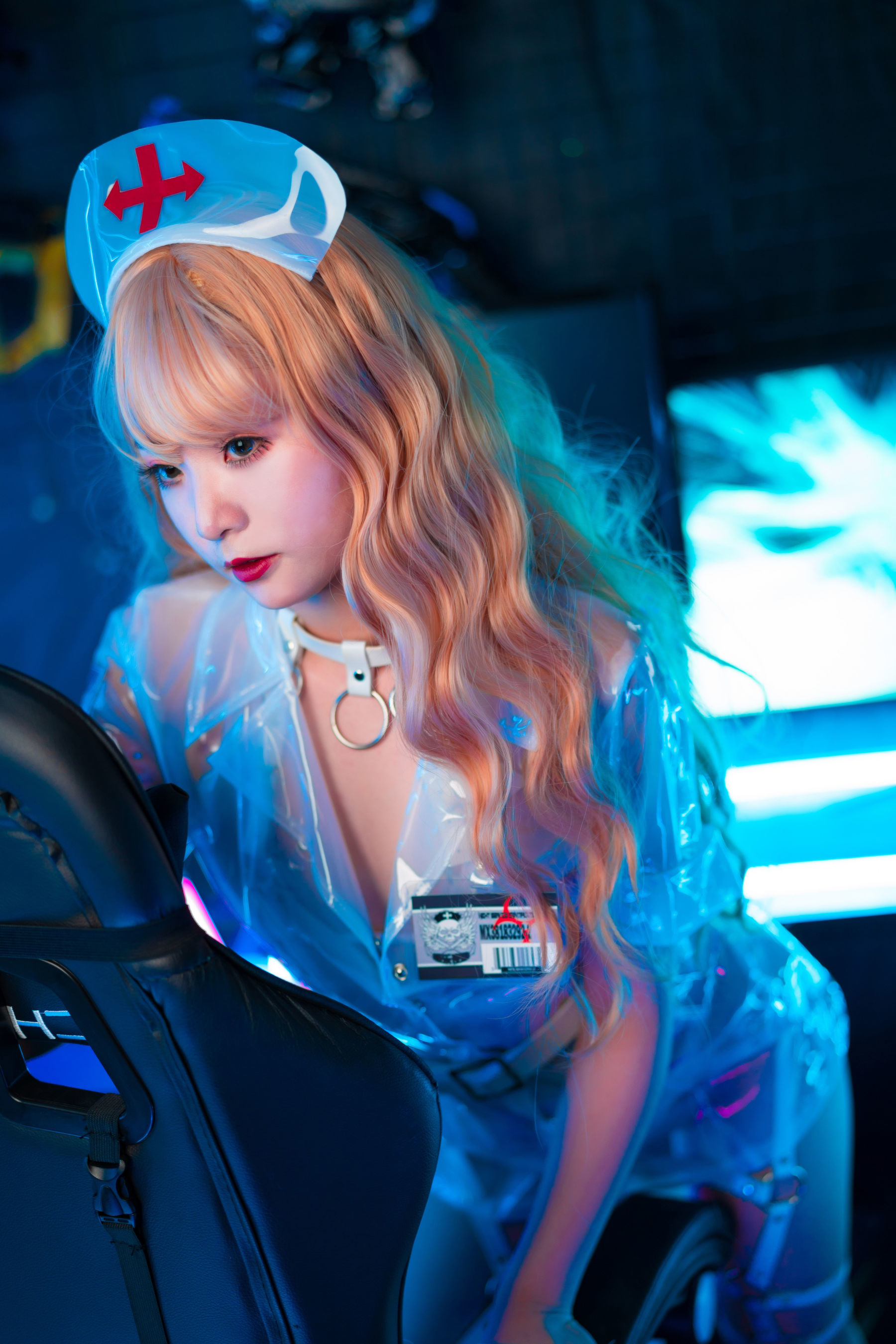 [网红COSER] 萌妹是青水 - 歪萌护士/(48P)