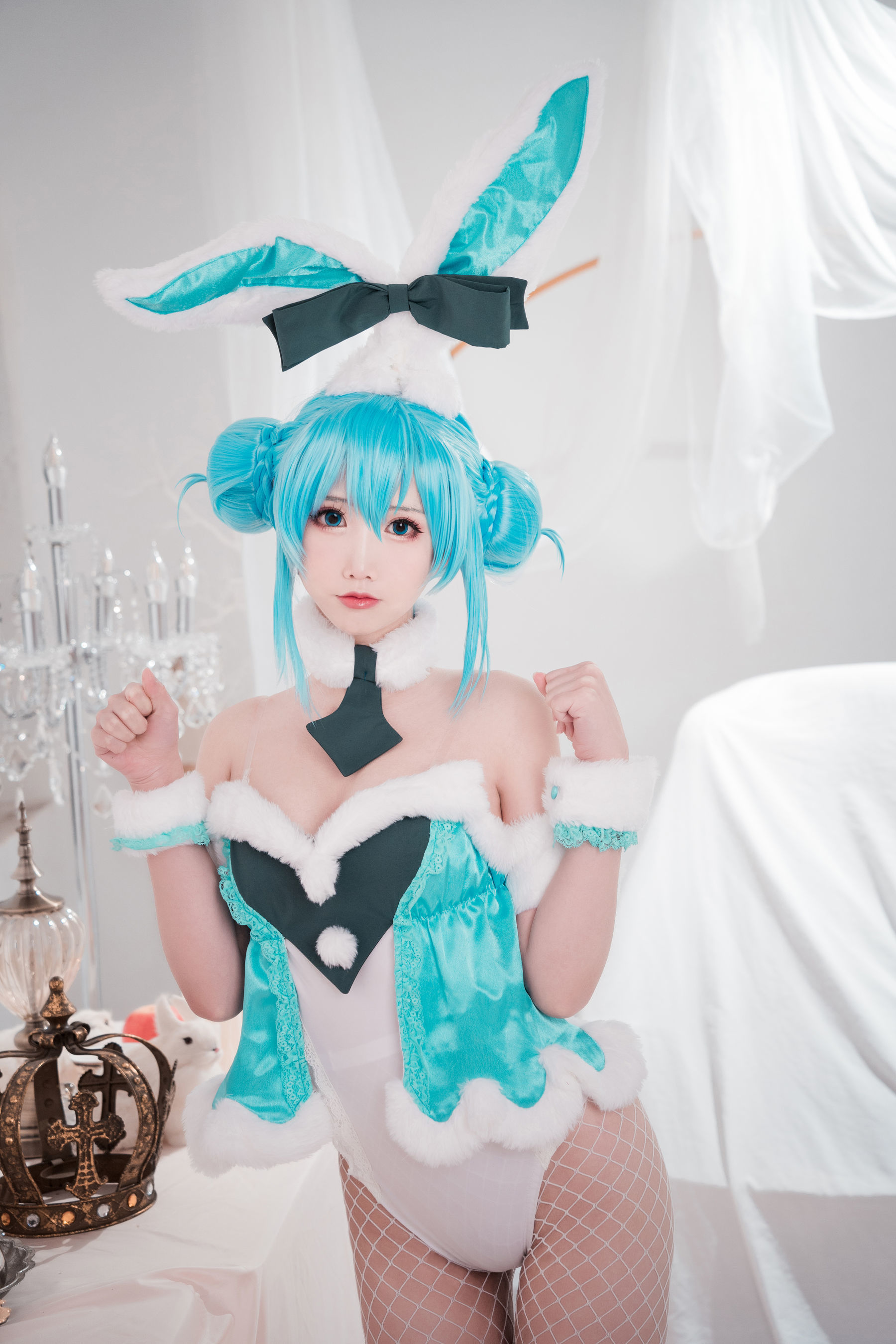 [网红COSER] 可爱人气Coser面饼仙儿 - 初音兔女郎/(17P)