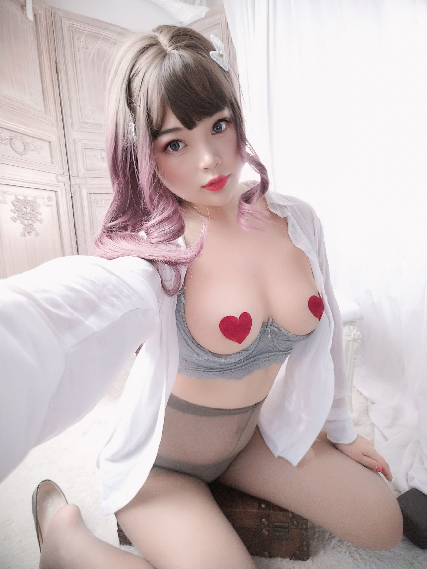 [网红COSER] 萌系小姐姐-白烨- - 秘书的私人时间/(50P)