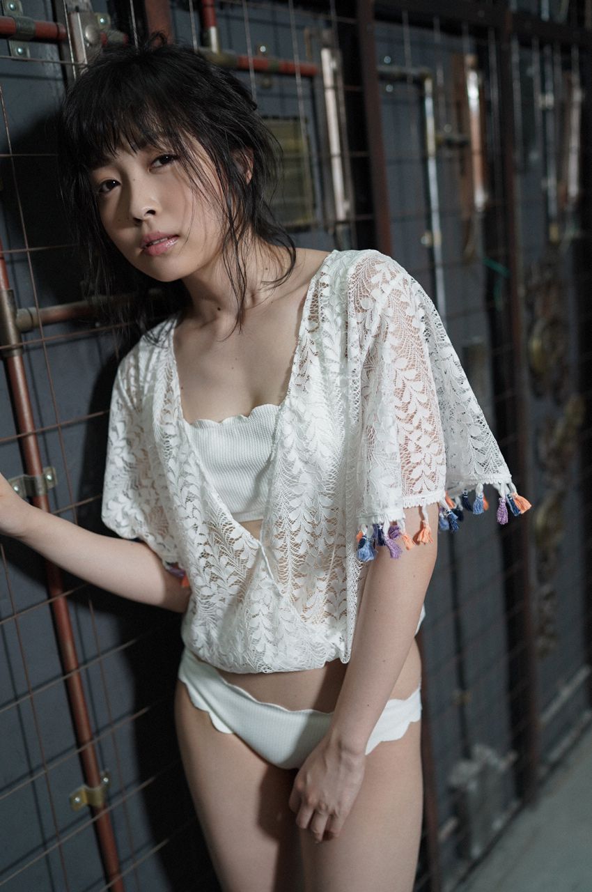 吉岡茉祐「First Gravure for a Voice Actress」 [WPB-net] Extra EX726/(75P)