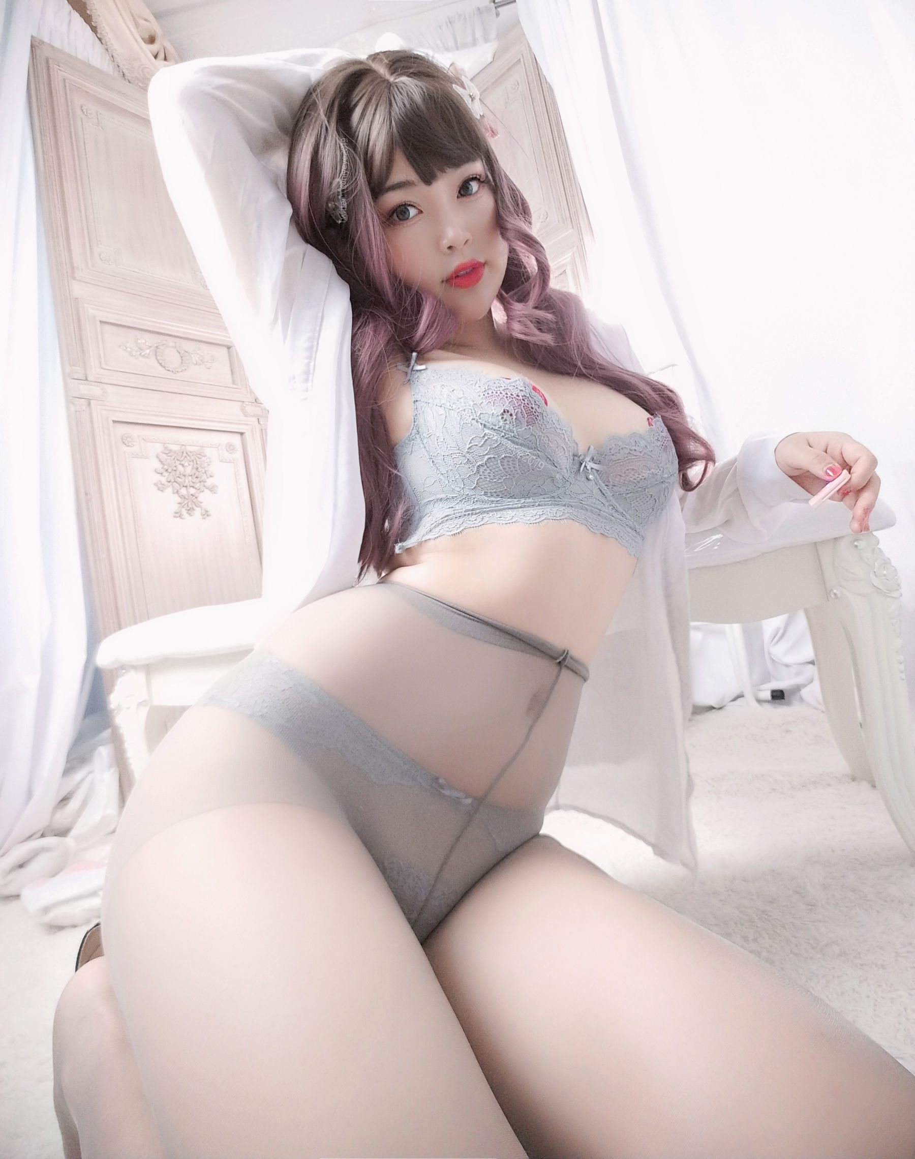 [网红COSER] 萌系小姐姐-白烨- - 秘书的私人时间/(50P)