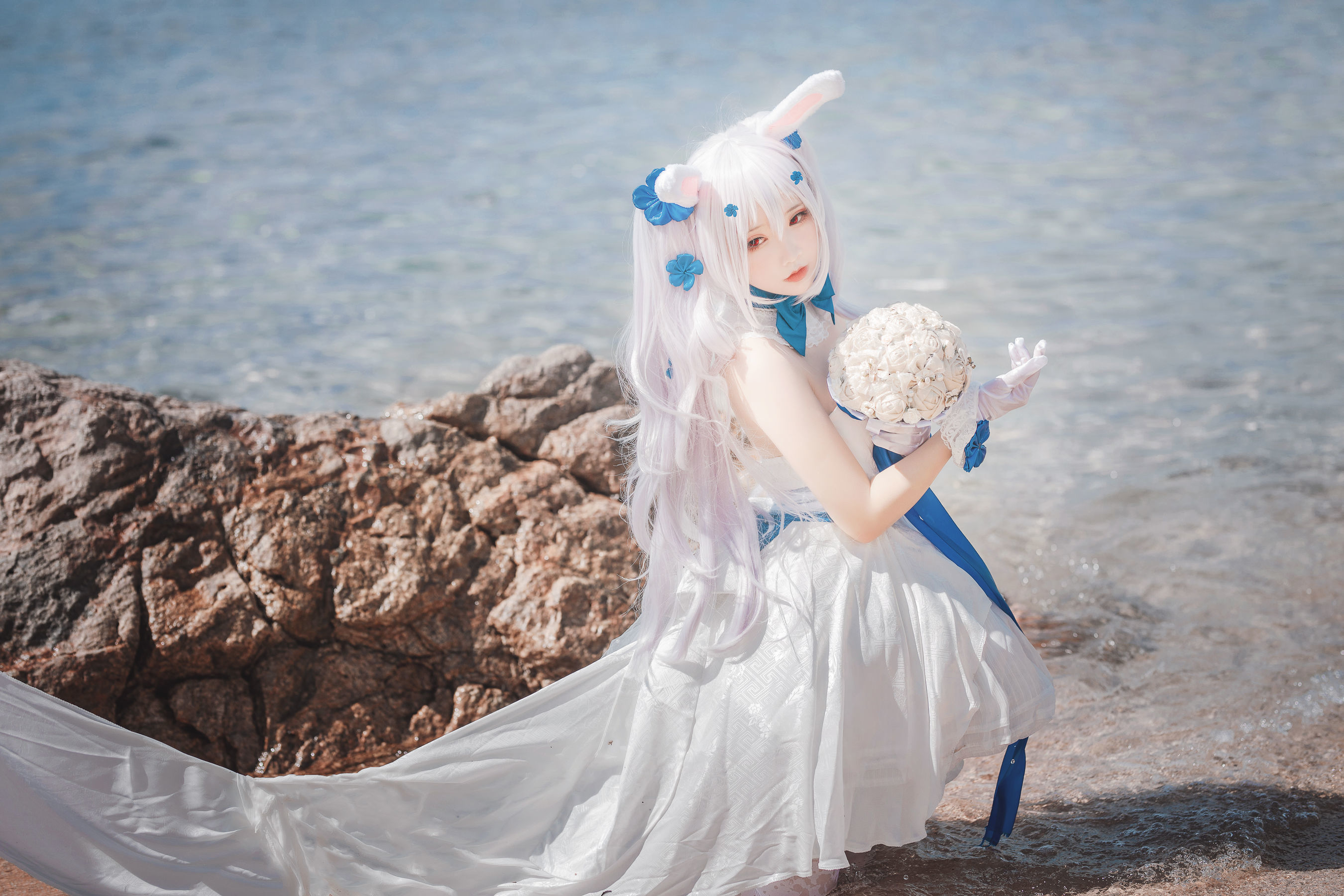 [网红COSER] 可爱人气Coser面饼仙儿 - 拉菲婚纱/(14P)