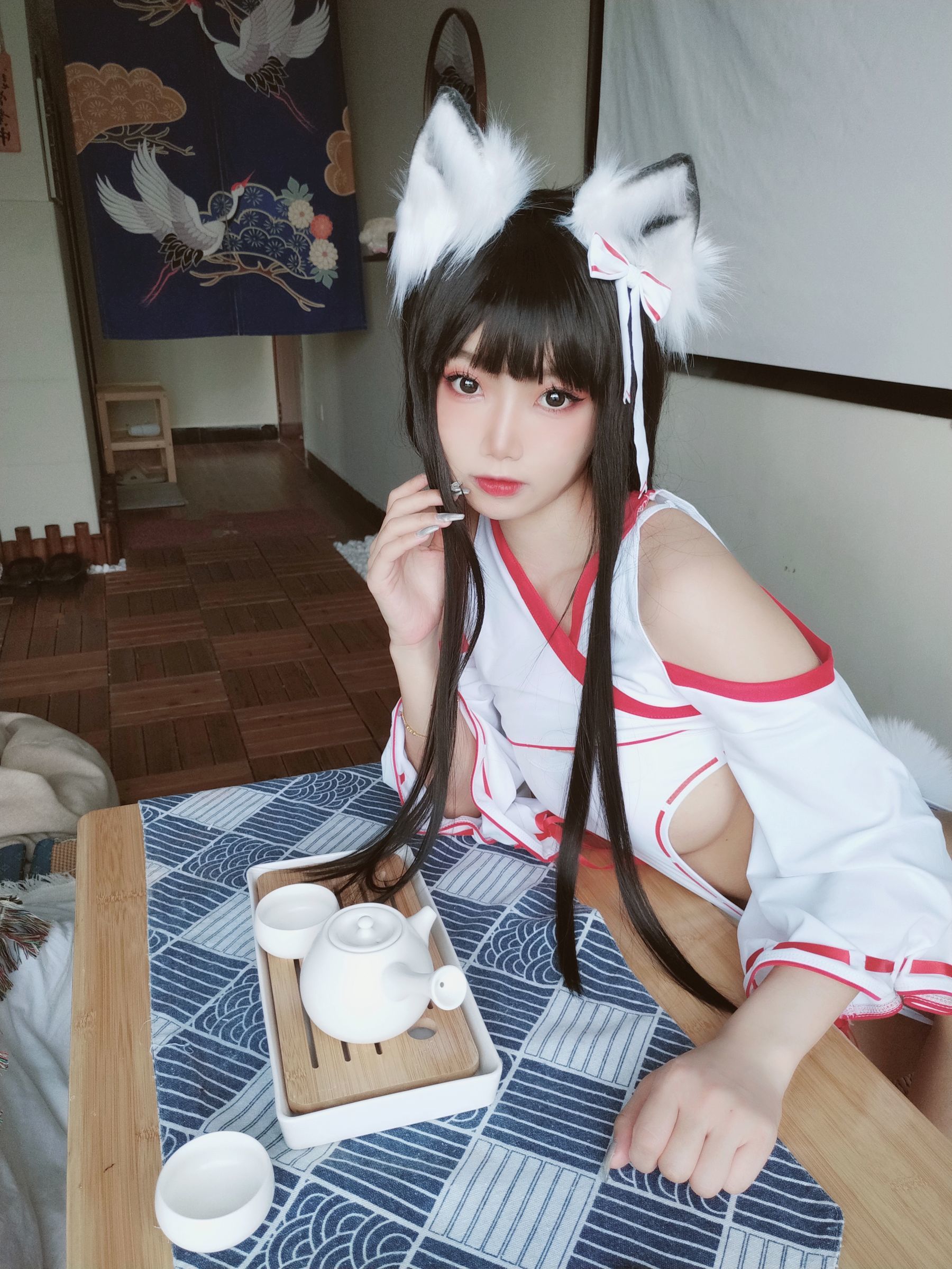 [网红COSER] 白嫩美少女鬼畜瑶 - 狐耳女巫/(31P)