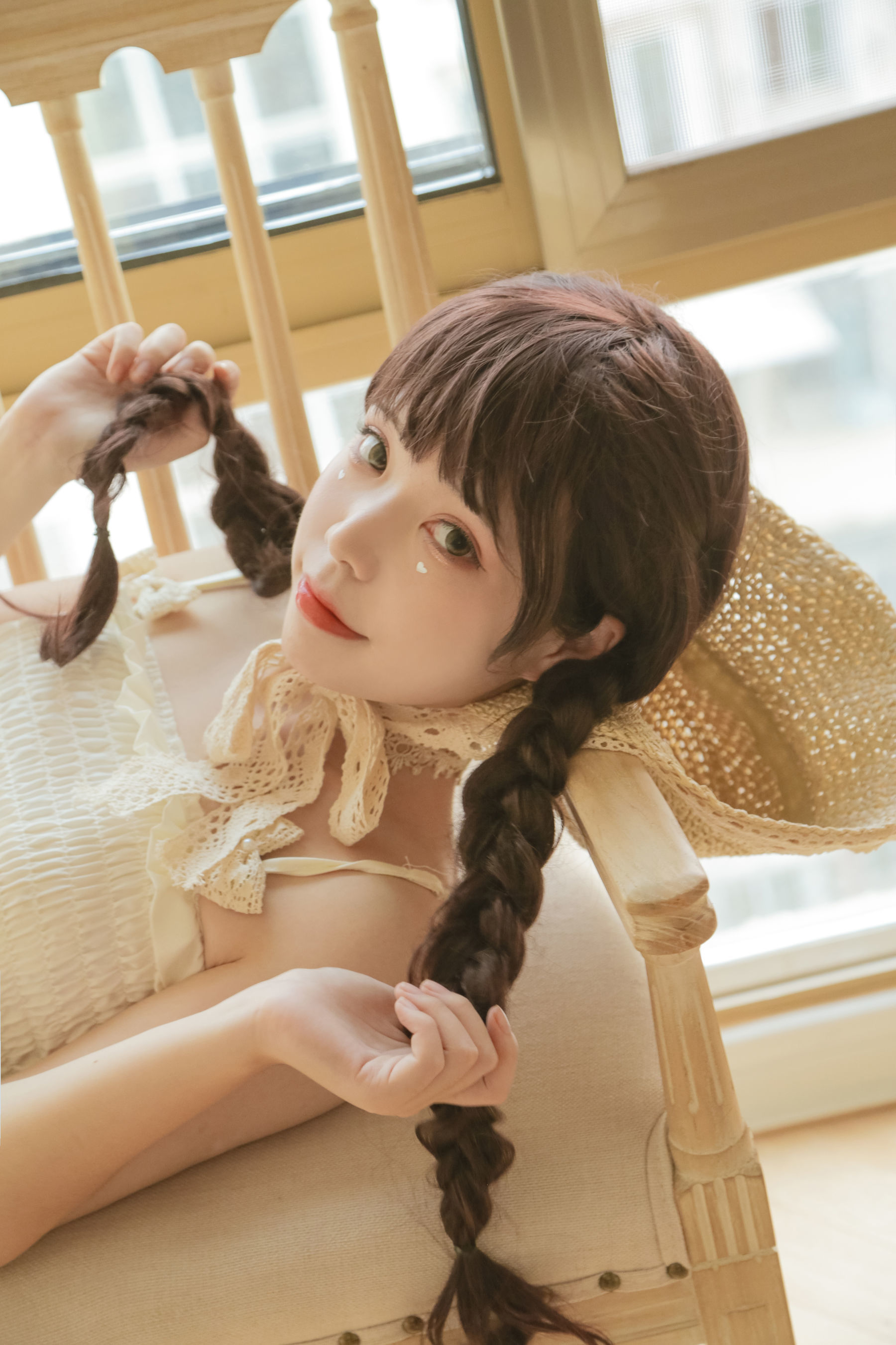 [网红COSER] 可爱妹子Fushii_海堂 - 近距离恋爱/(40P)