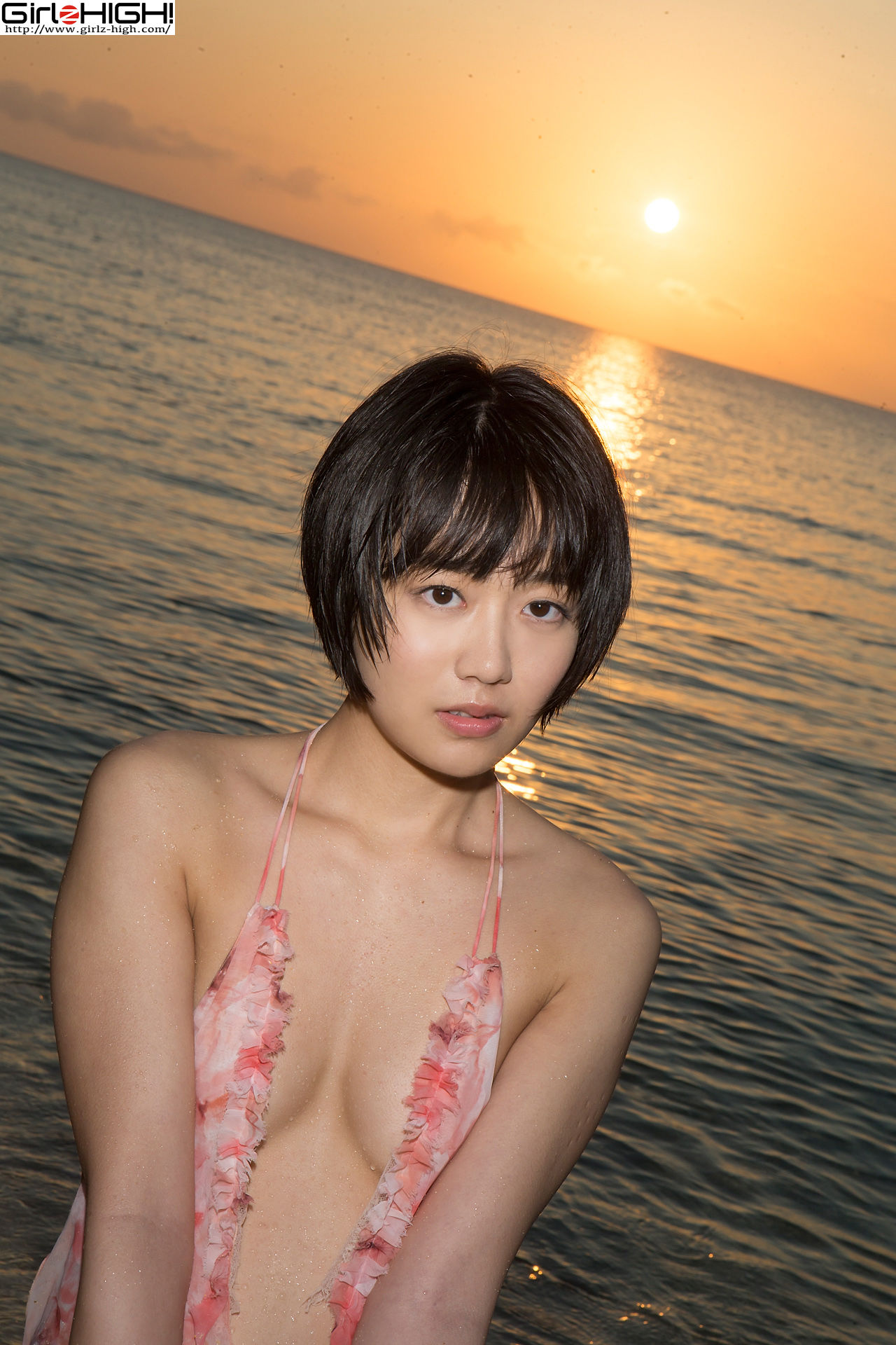 [Girlz-High] Koharu Nishino 西野小春 - 海边镂空少女 - bkoh_004_003/(40P)